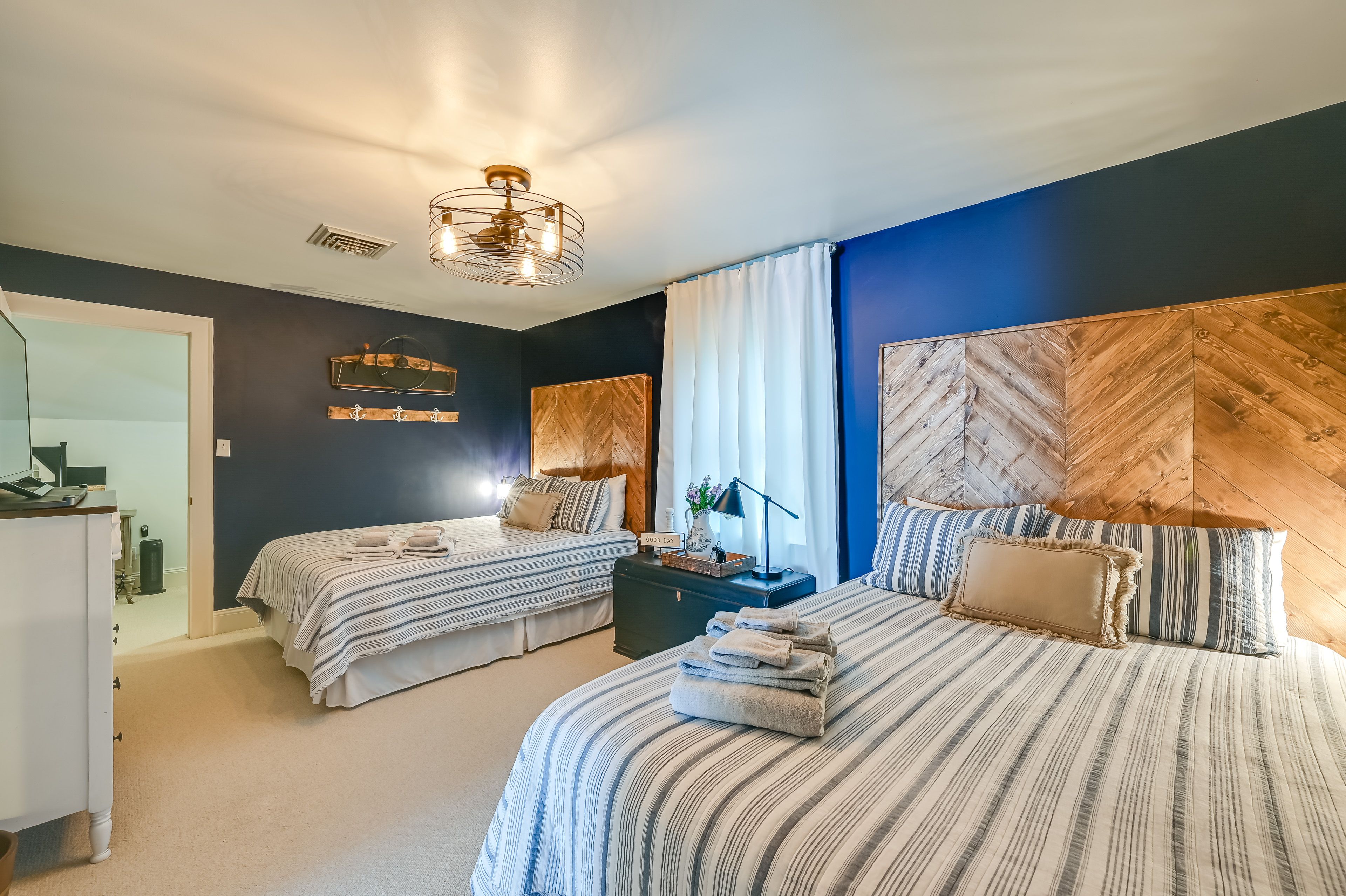 Bedroom 4 | 2 Full Beds | Smart TV