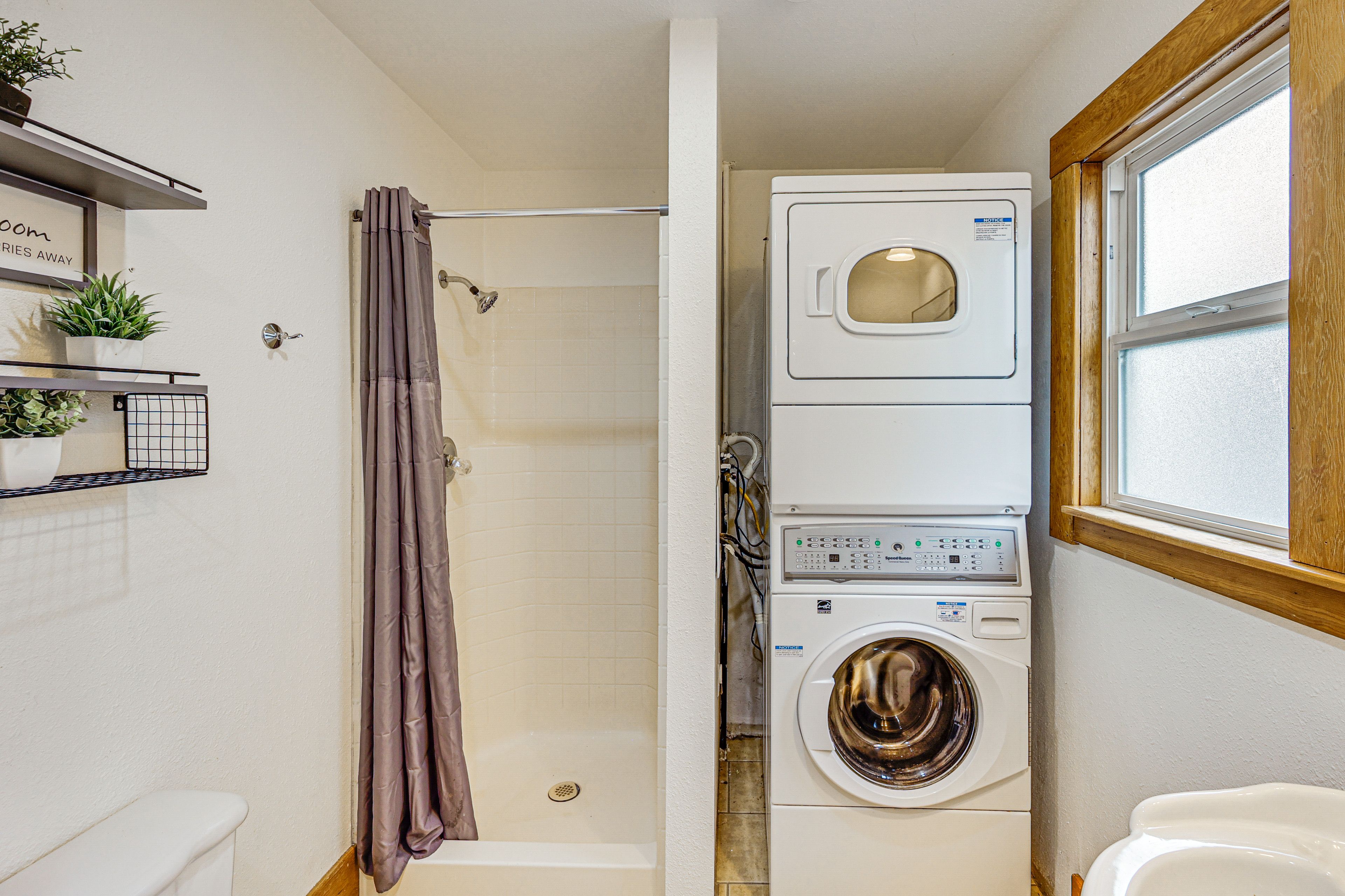 Full Bath | Washer & Dryer | 1st Floor