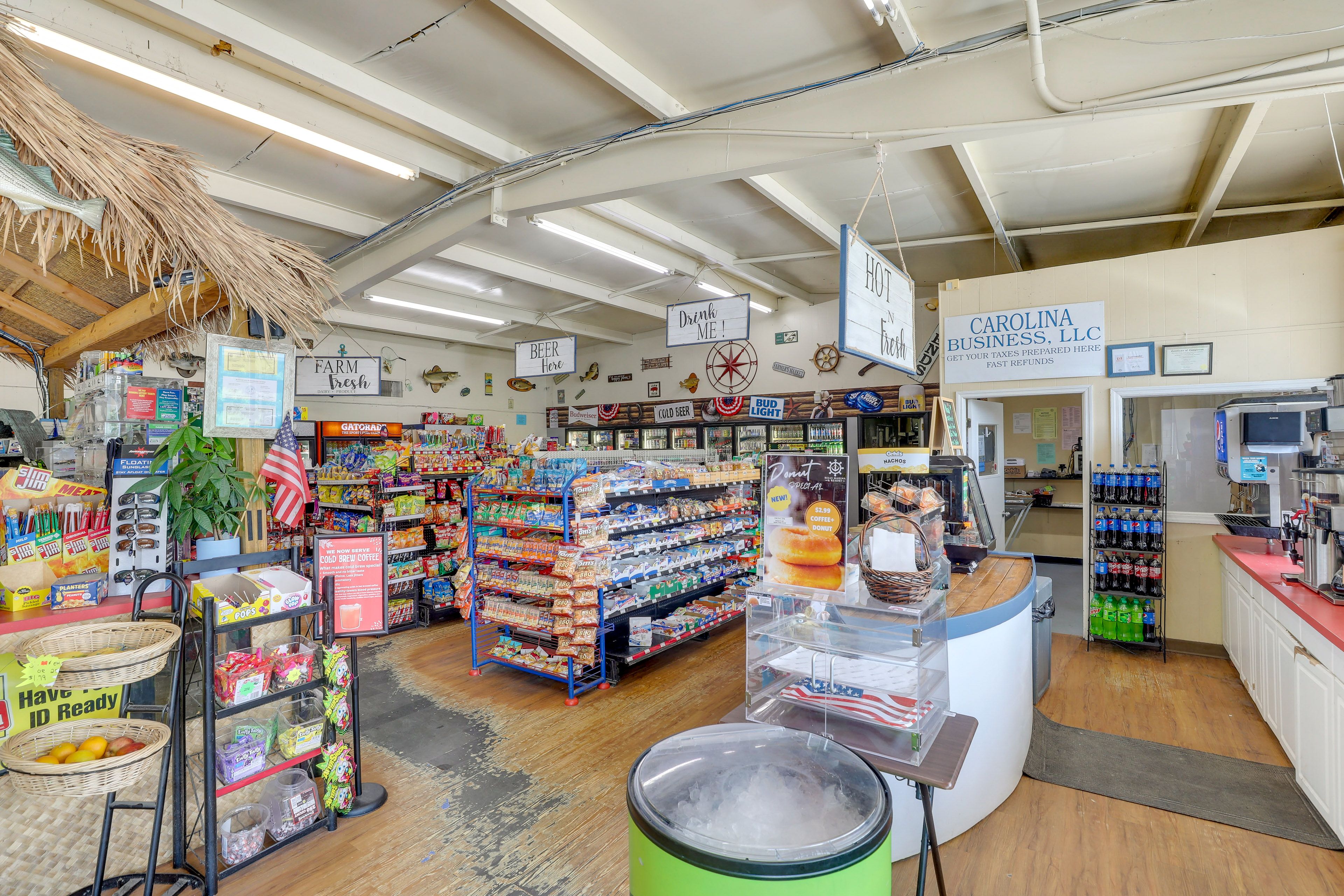 Bells Marina and Resort | Country Store