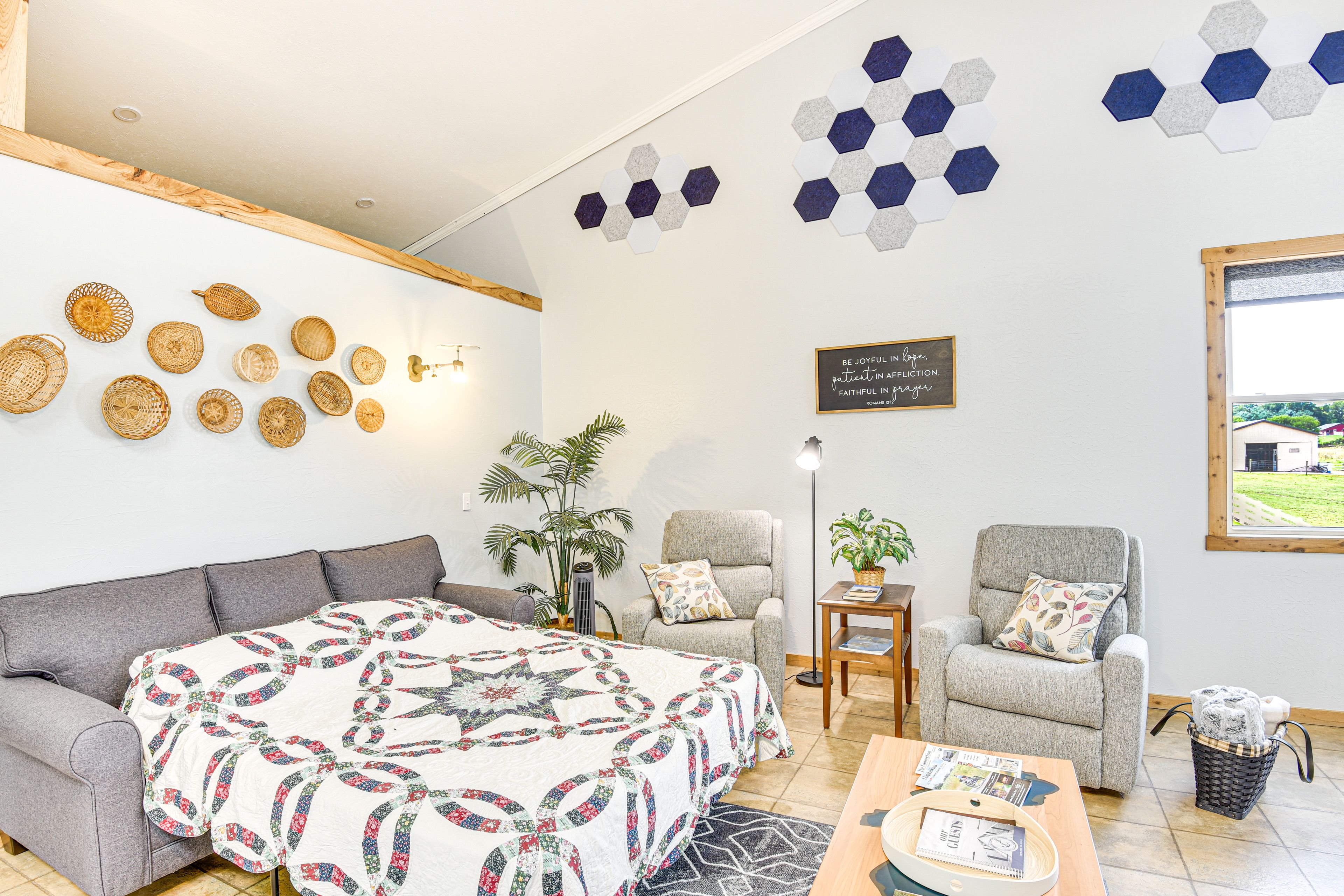Living Room | Sleeper Sofa