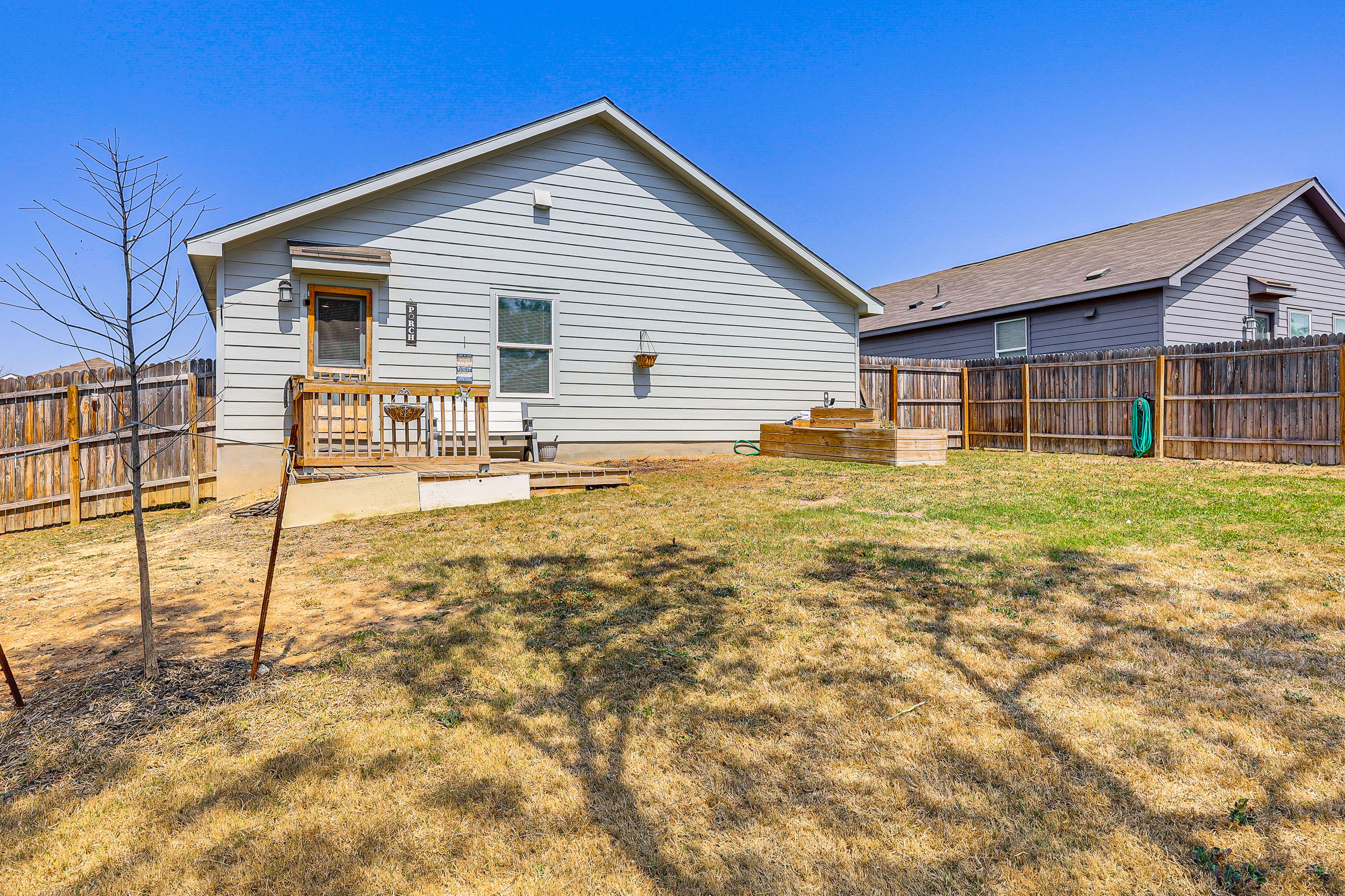 Fenced Yard | Deck