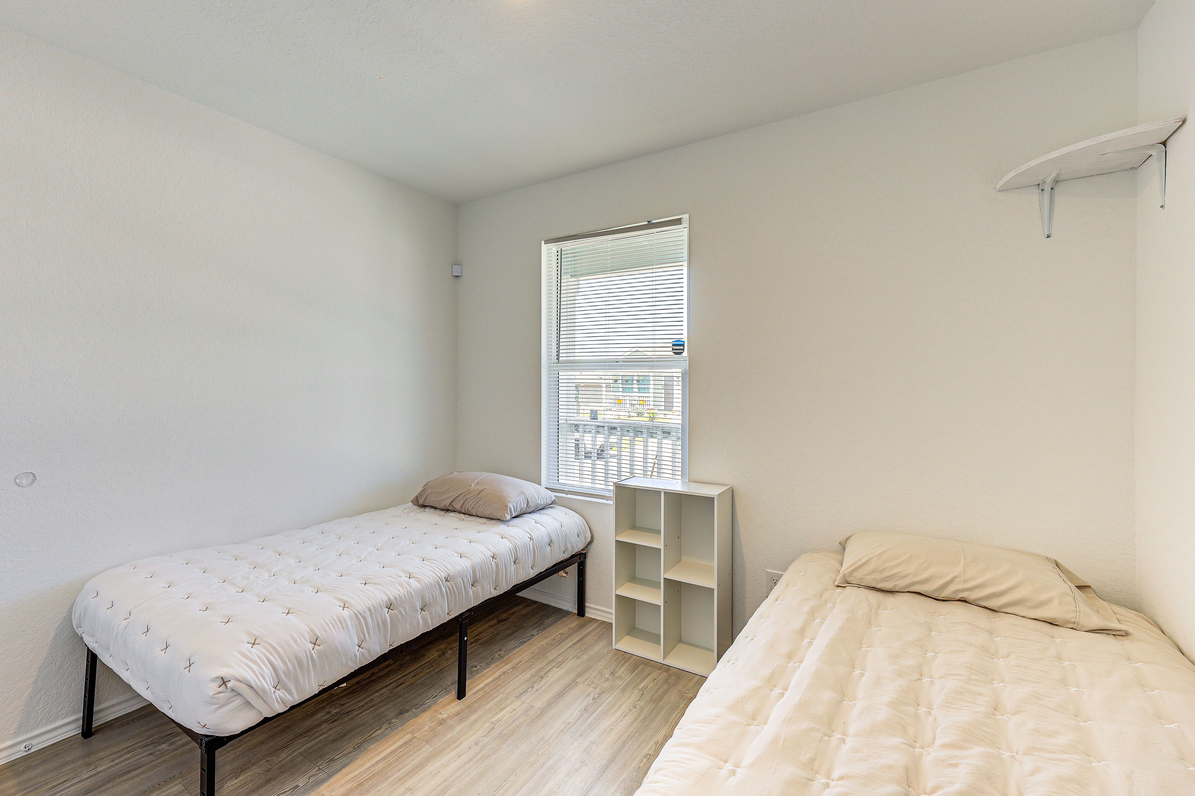 Bedroom 3 | 2 Twin Beds