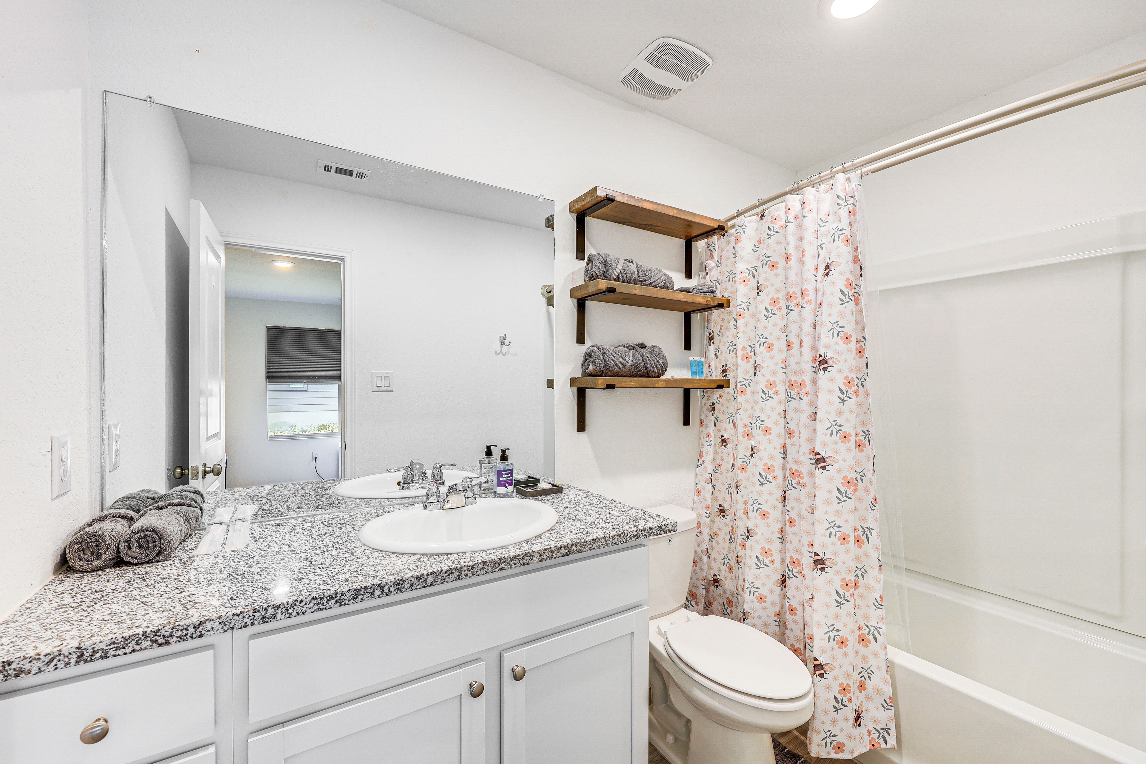En-Suite Bathroom