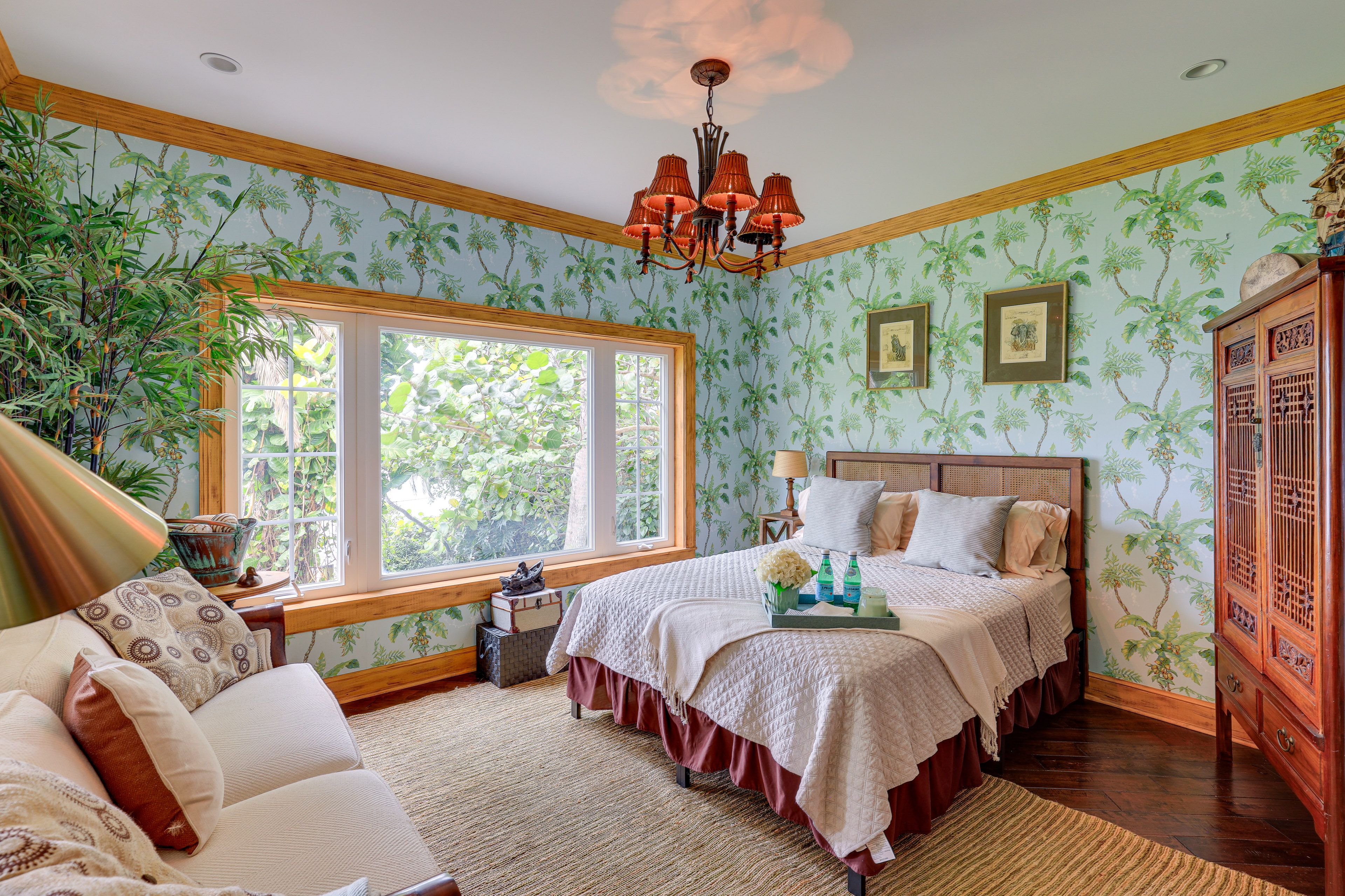 Bedroom 2 | Queen Bed