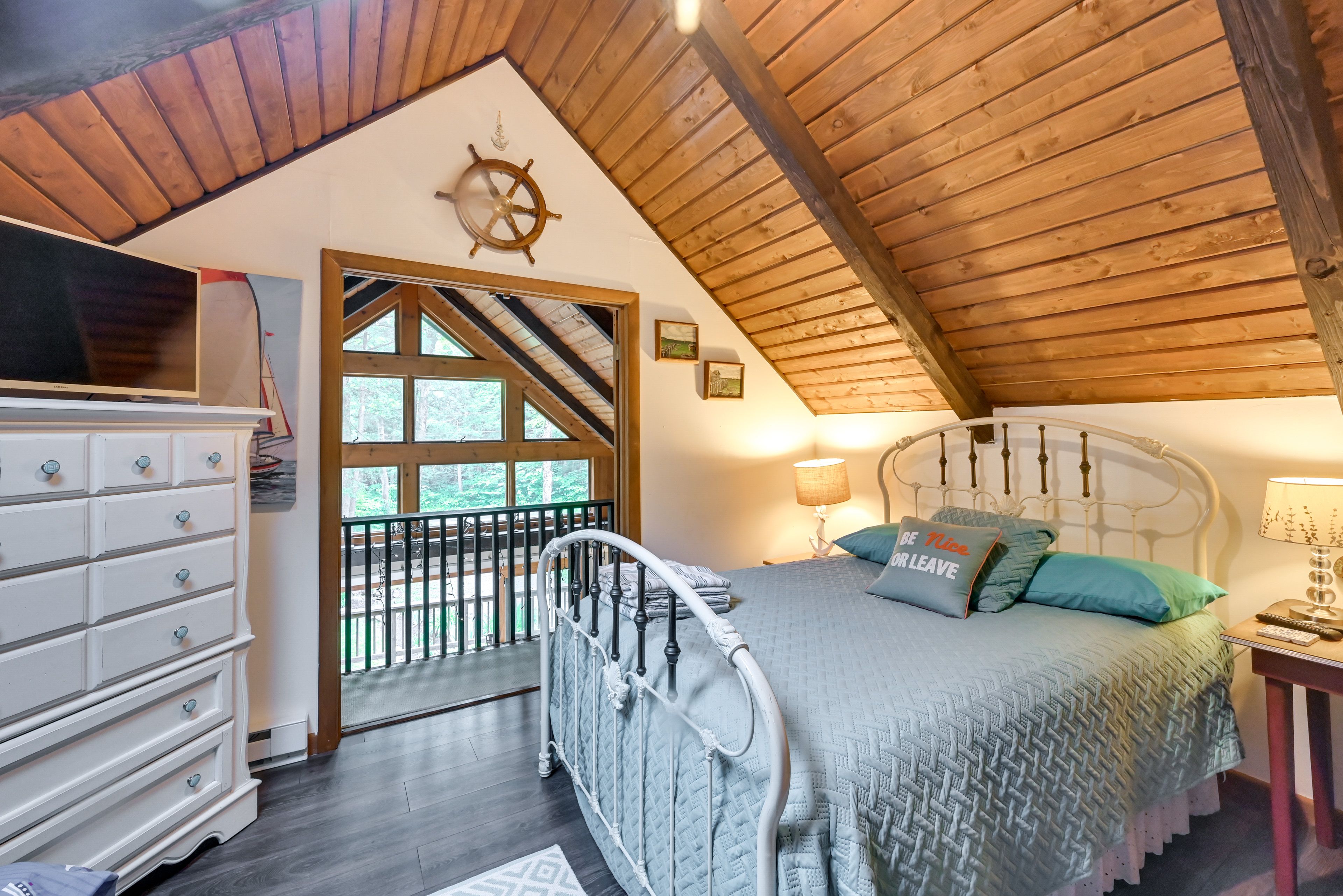 Bedroom 2 | XL Full Bed | Twin Bed | Flat-Screen TV