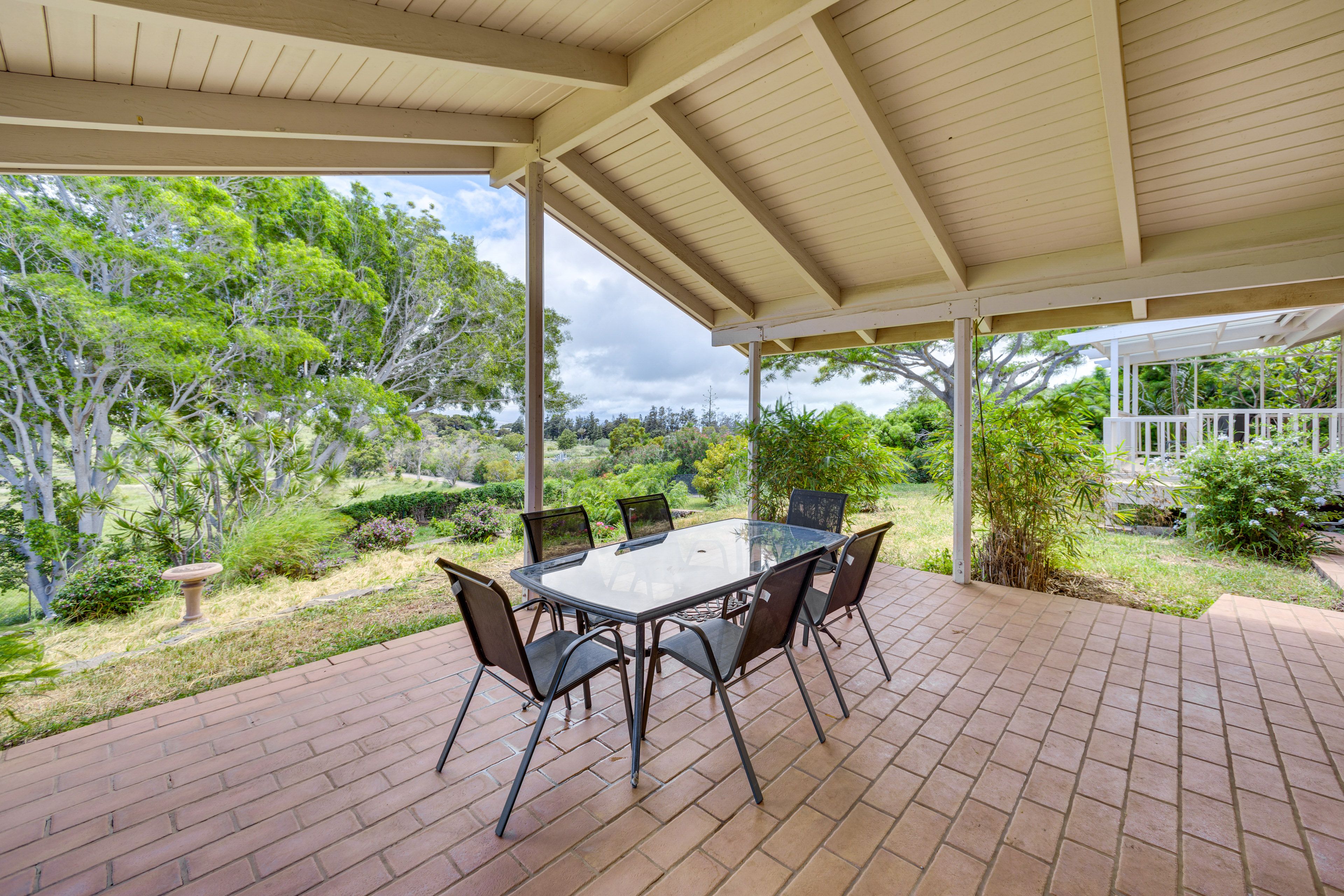 Waimea Vacation Rental | 3BR | 2.5BA | 2,324 Sq Ft | Stairs Required to Access