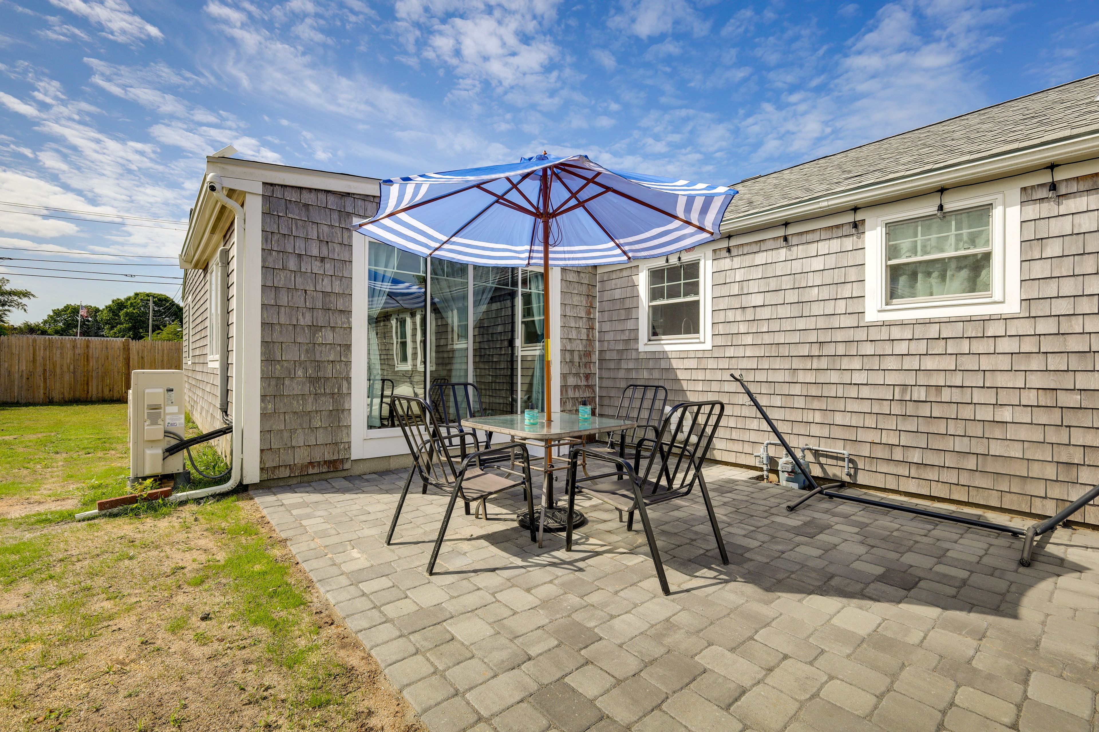 Patio | Outdoor Dining Area | Fire Pit