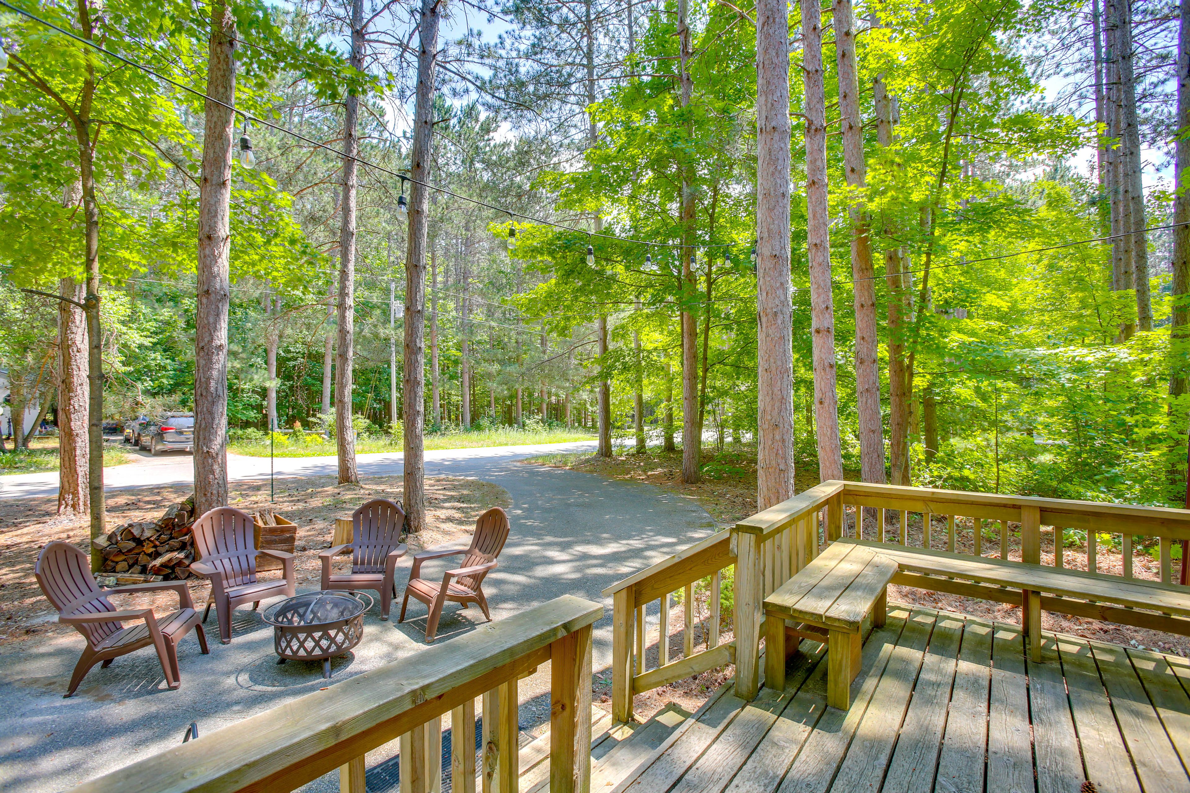 Deck & Fire Pit