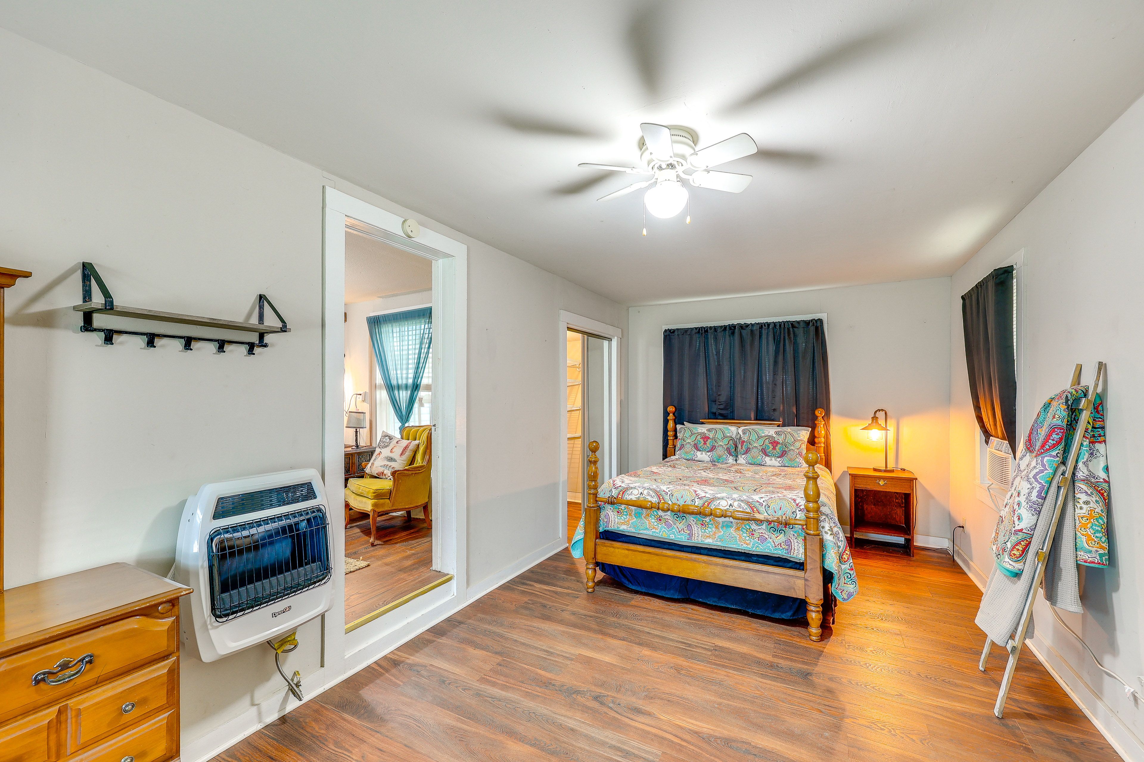 Bedroom 1 | Queen Bed | Linens Provided