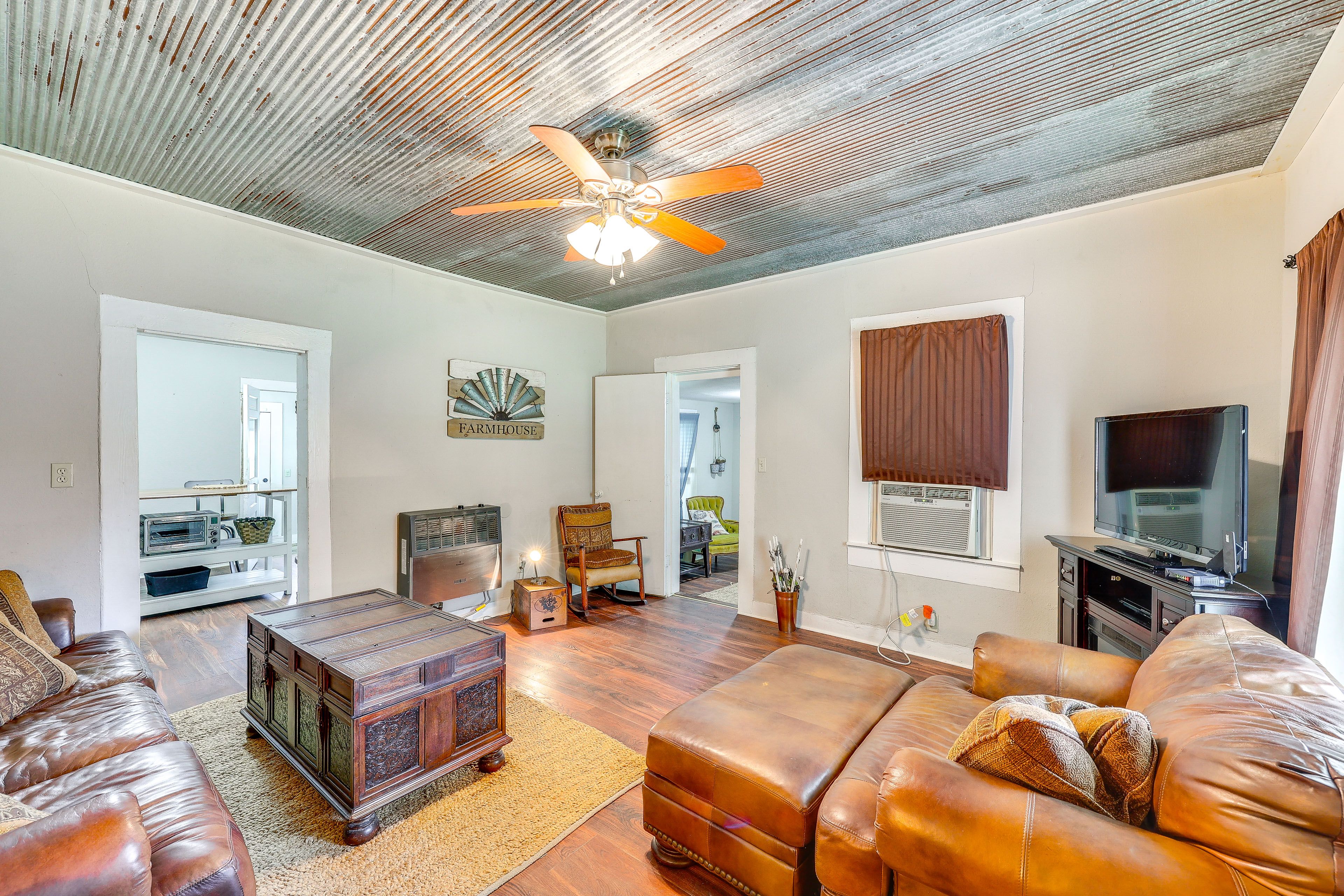 Living Room | Smart TV | Electric Fireplace