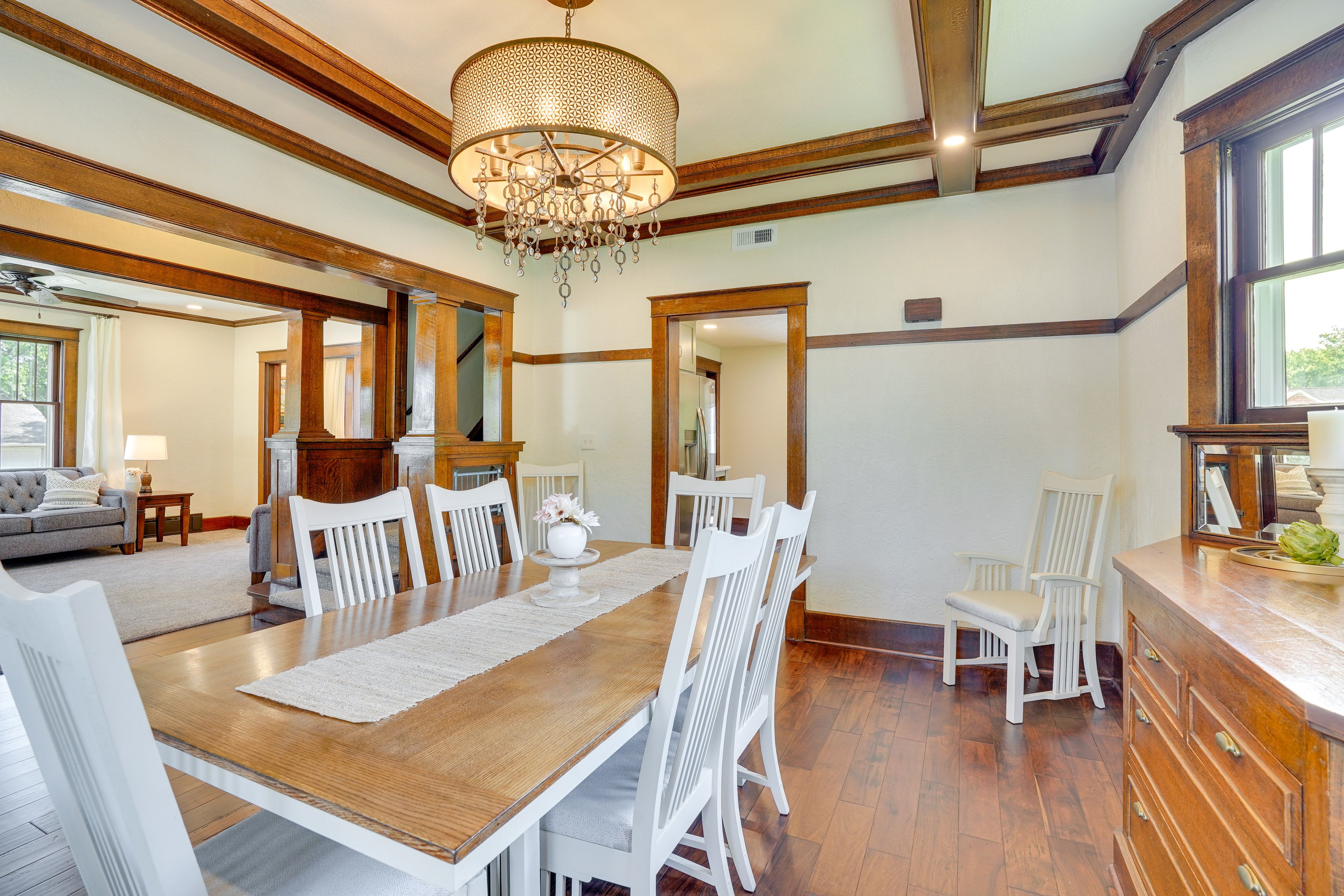 Dining Room | Dishware & Flatware Provided