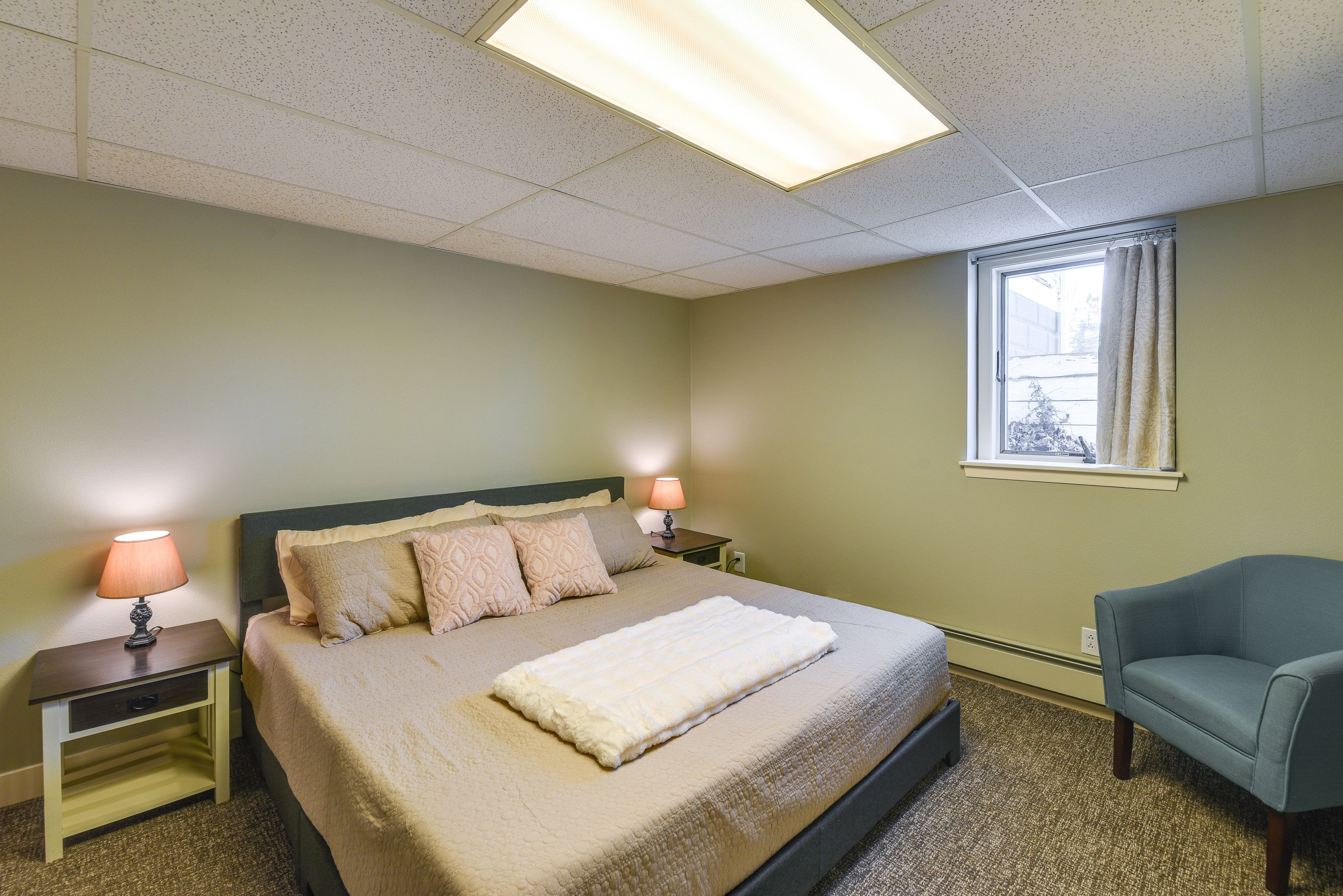 Bedroom 5 | King Bed | Basement