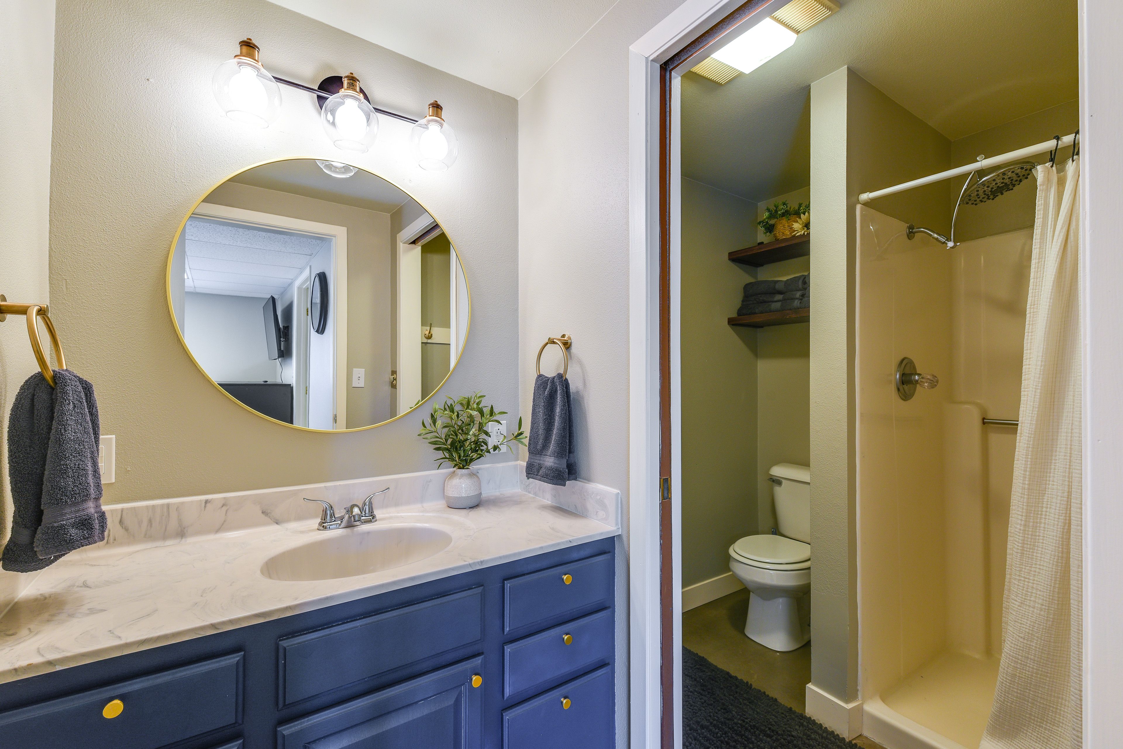 Full Bathroom | Basement
