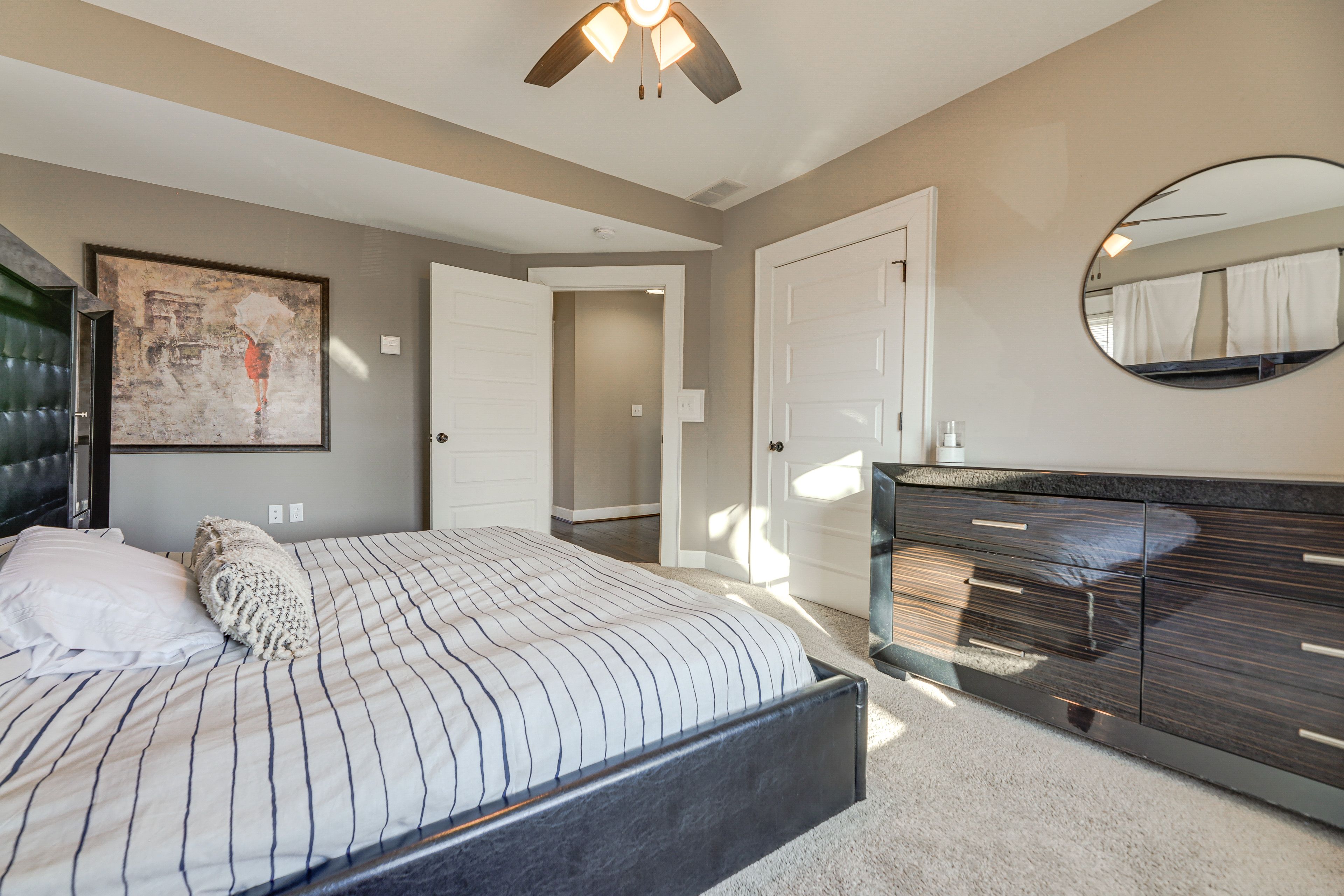 Bedroom 2 | King Bed
