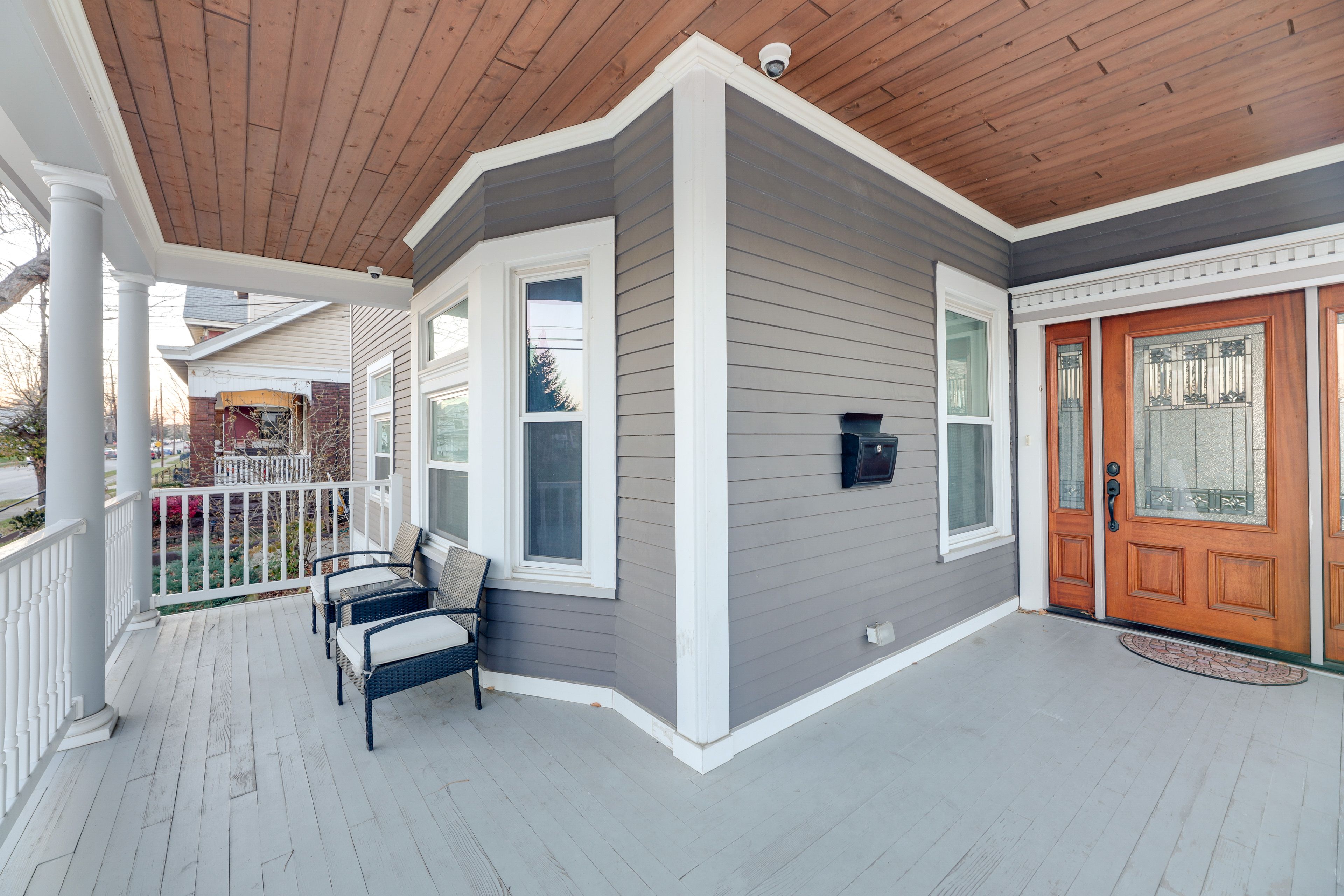 Deck | Front Entry