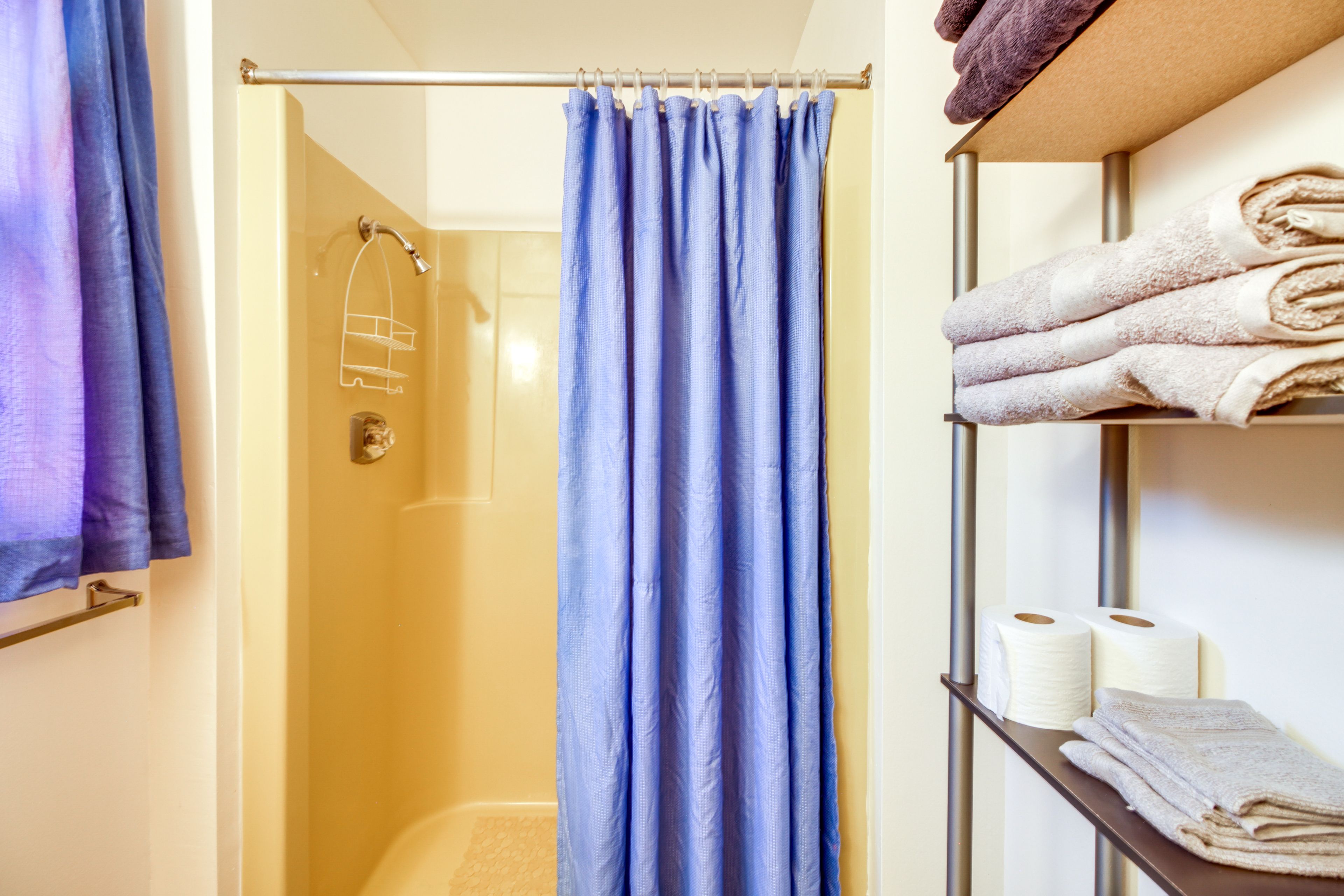 Bathroom | Towels Provided