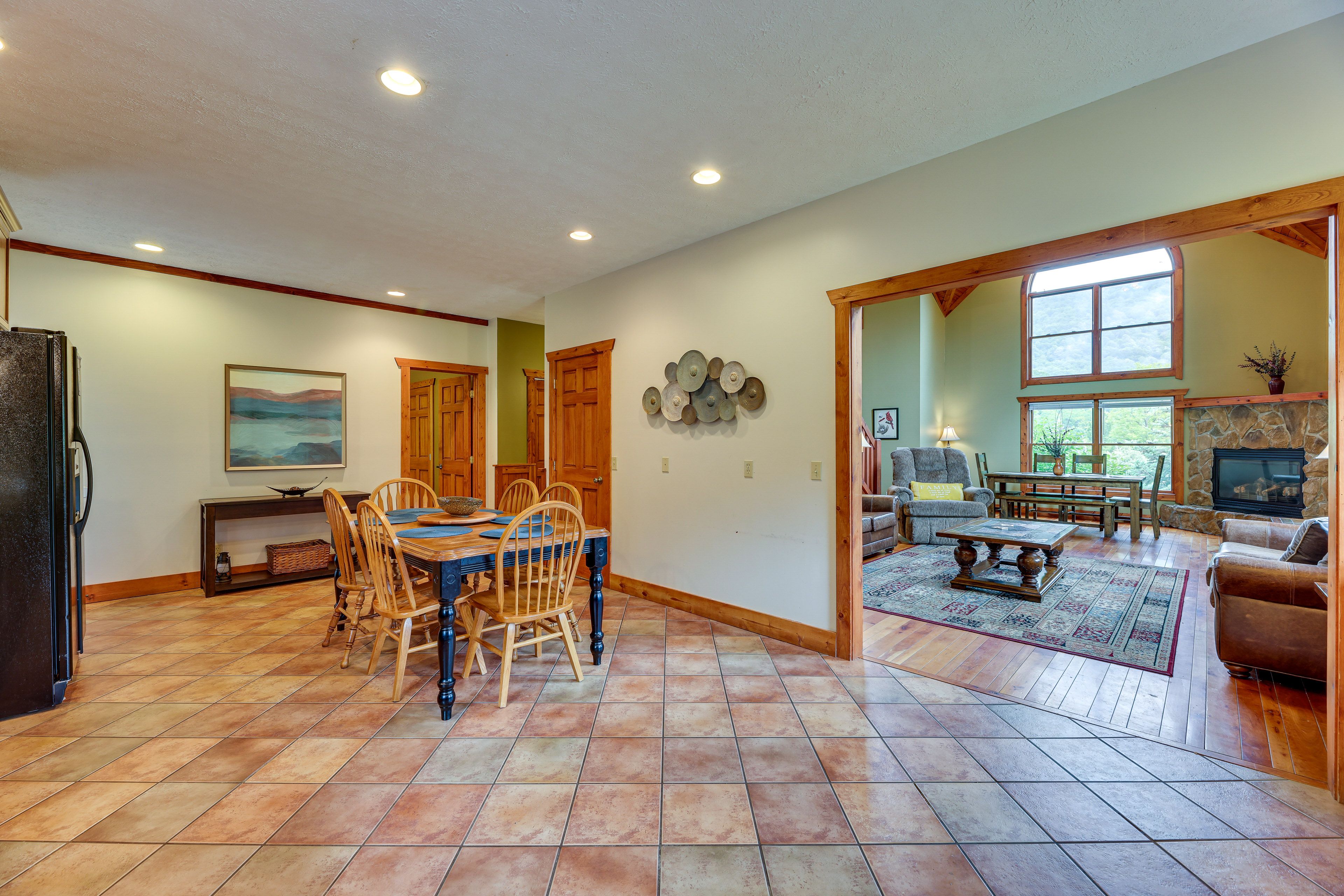 Additional Dining Space