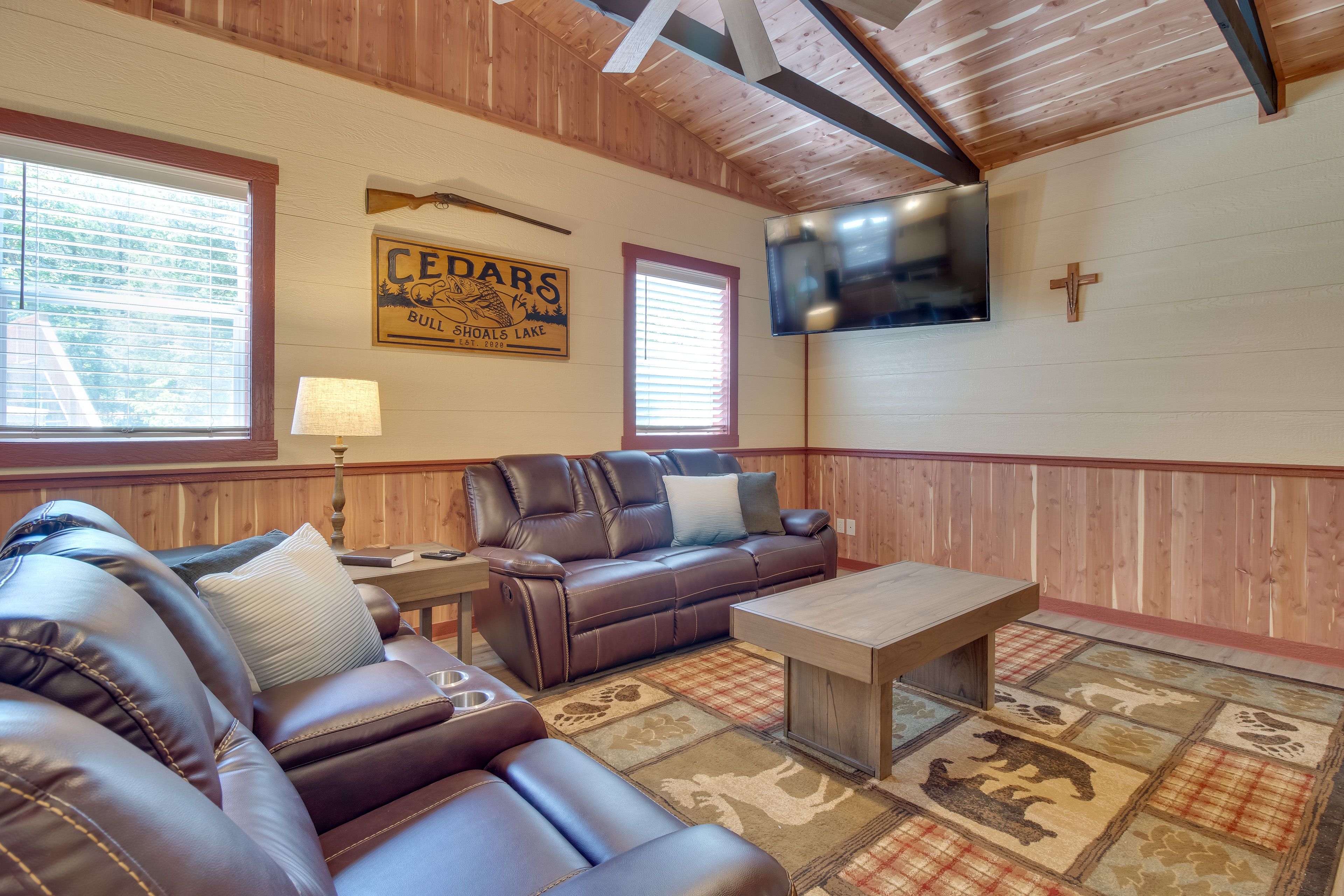 Living Room | Smart TV | Free WiFi