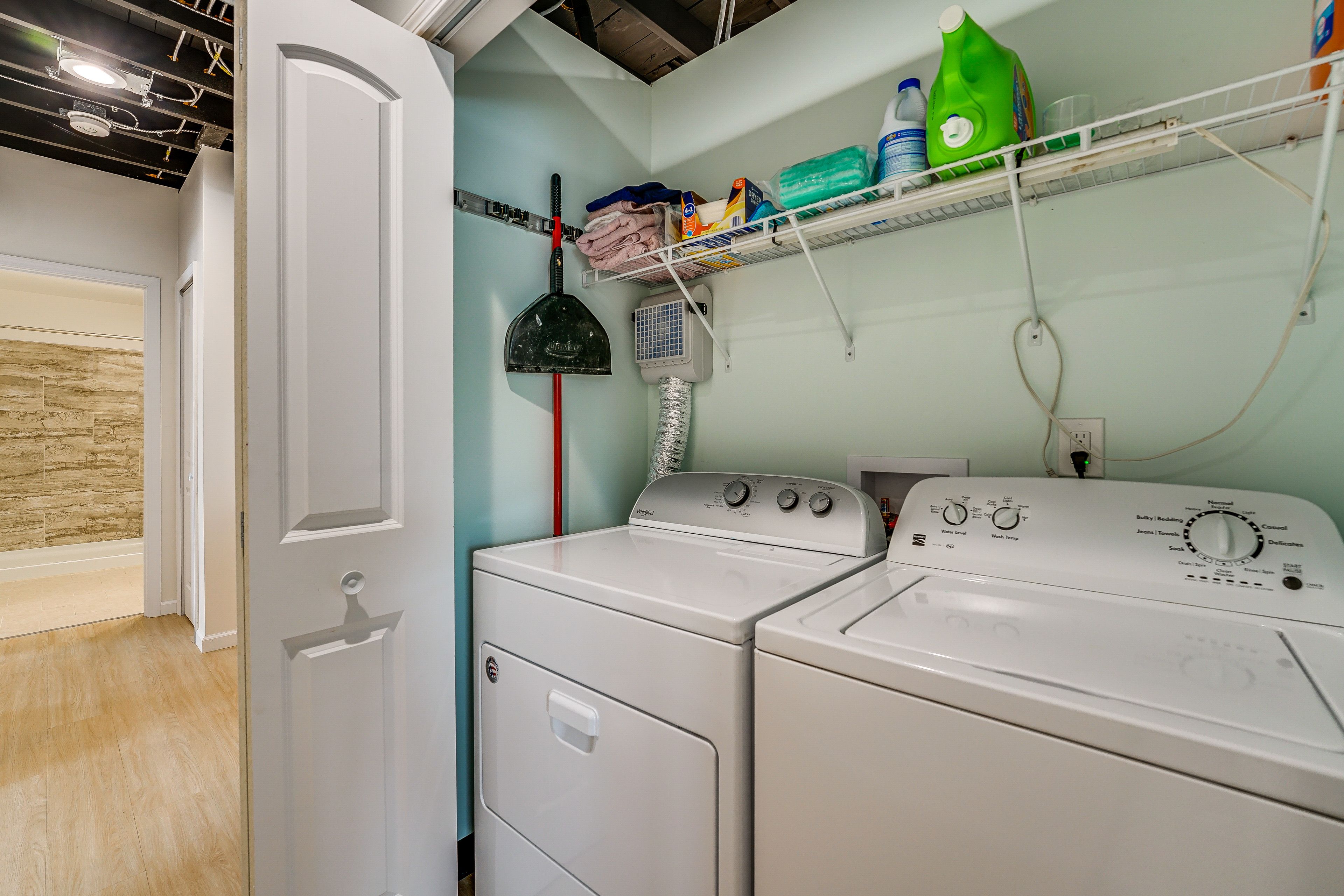 Washer & Dryer | Detergent Provided