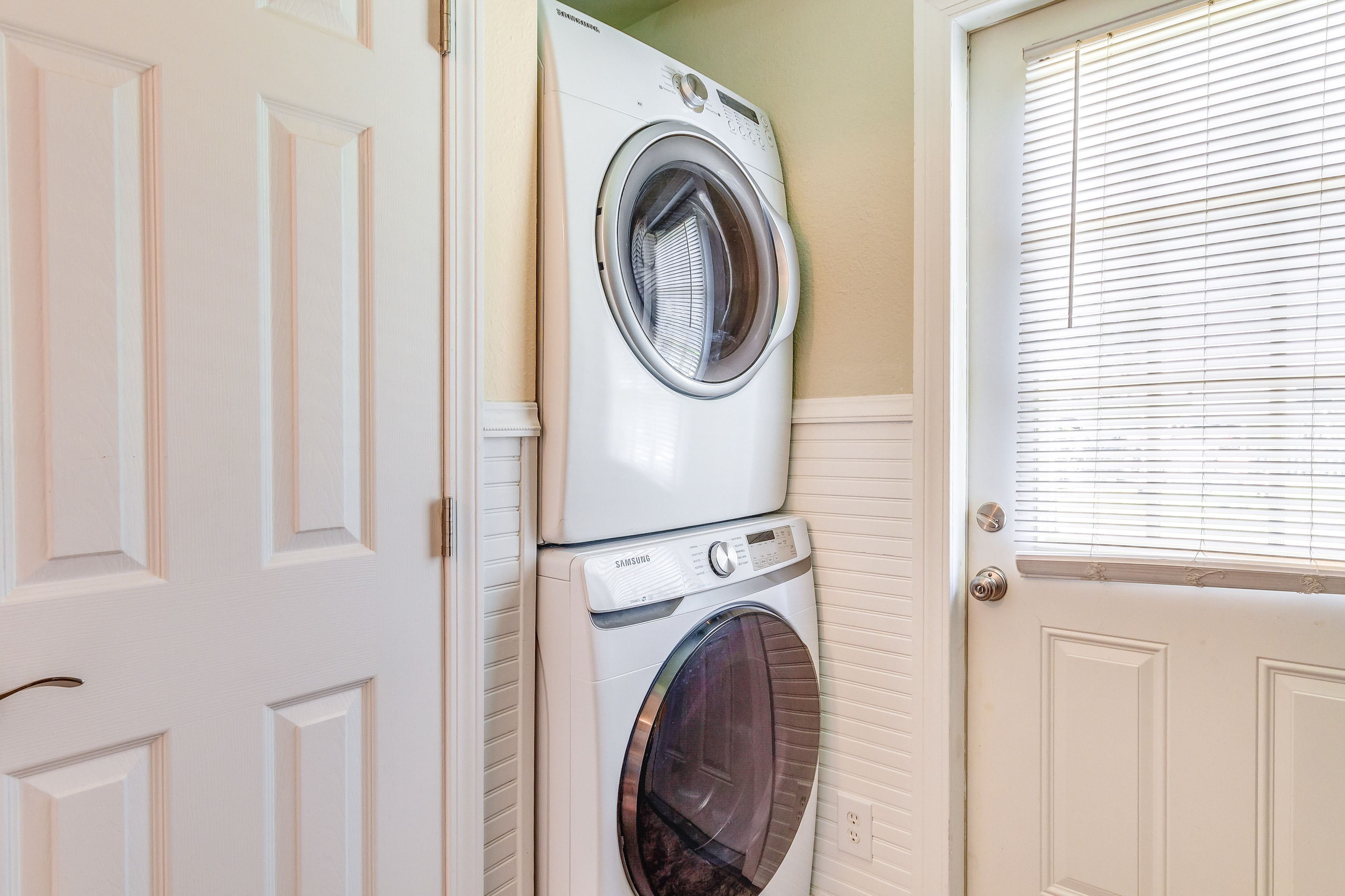 Laundry Area | Updated Washer & Dryer