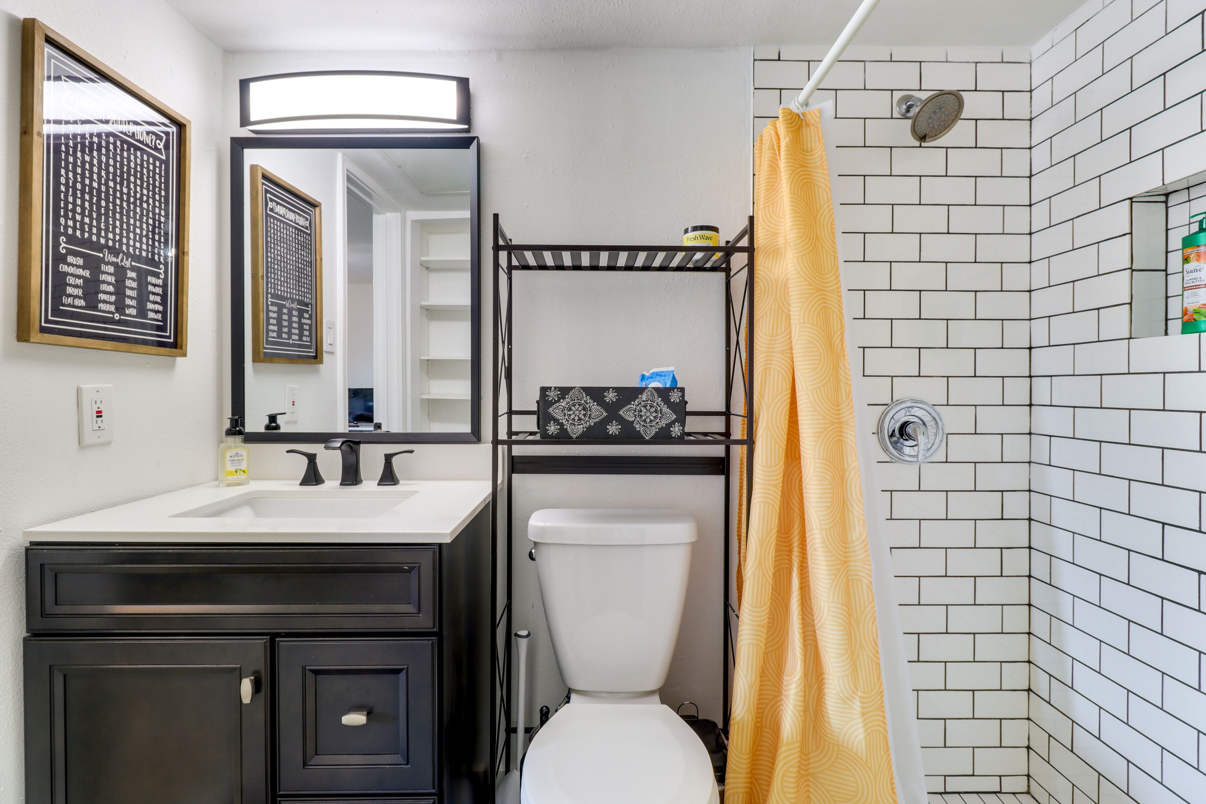 Full Bath | Towels Provided | Hair Dryer
