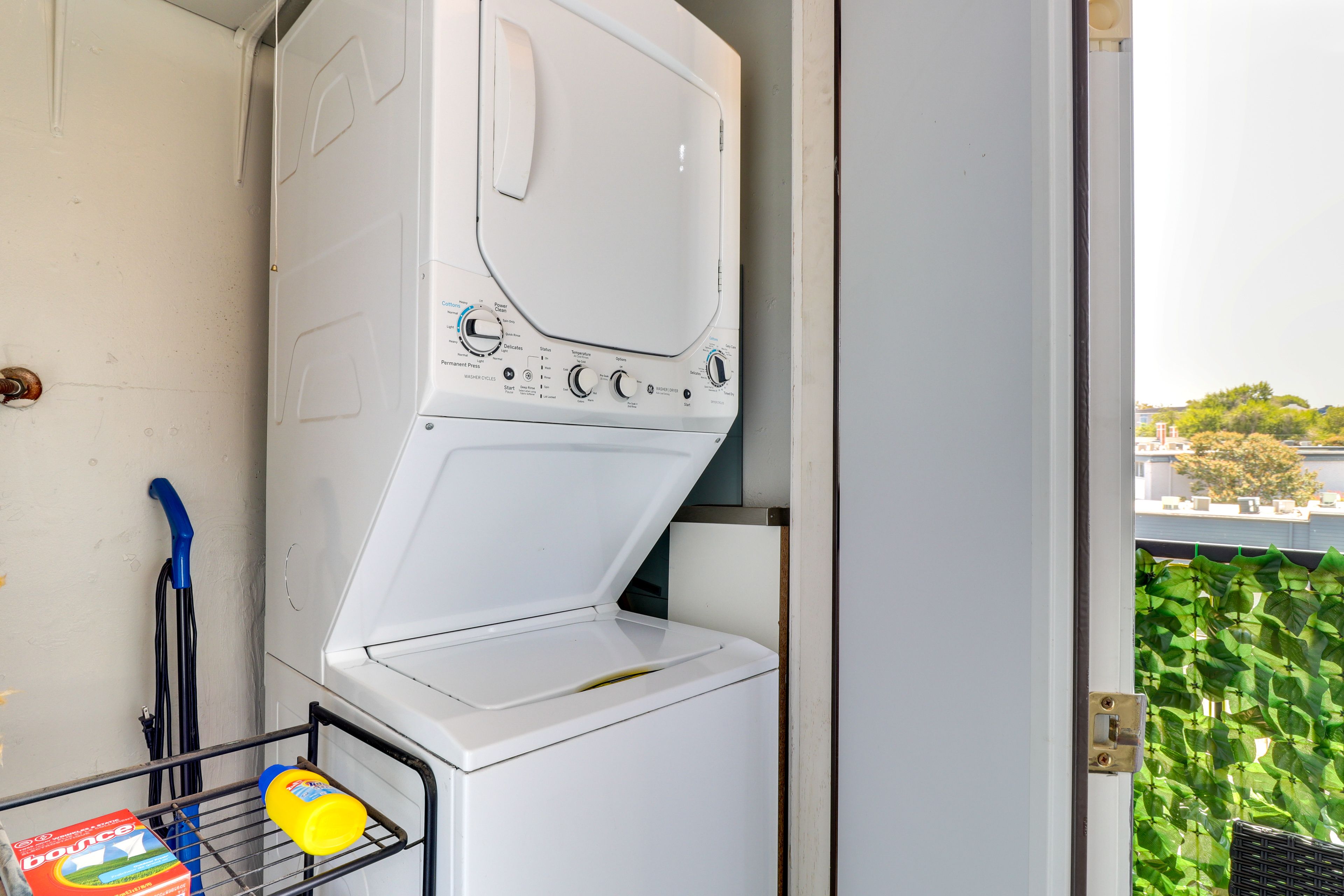 Washer & Dryer