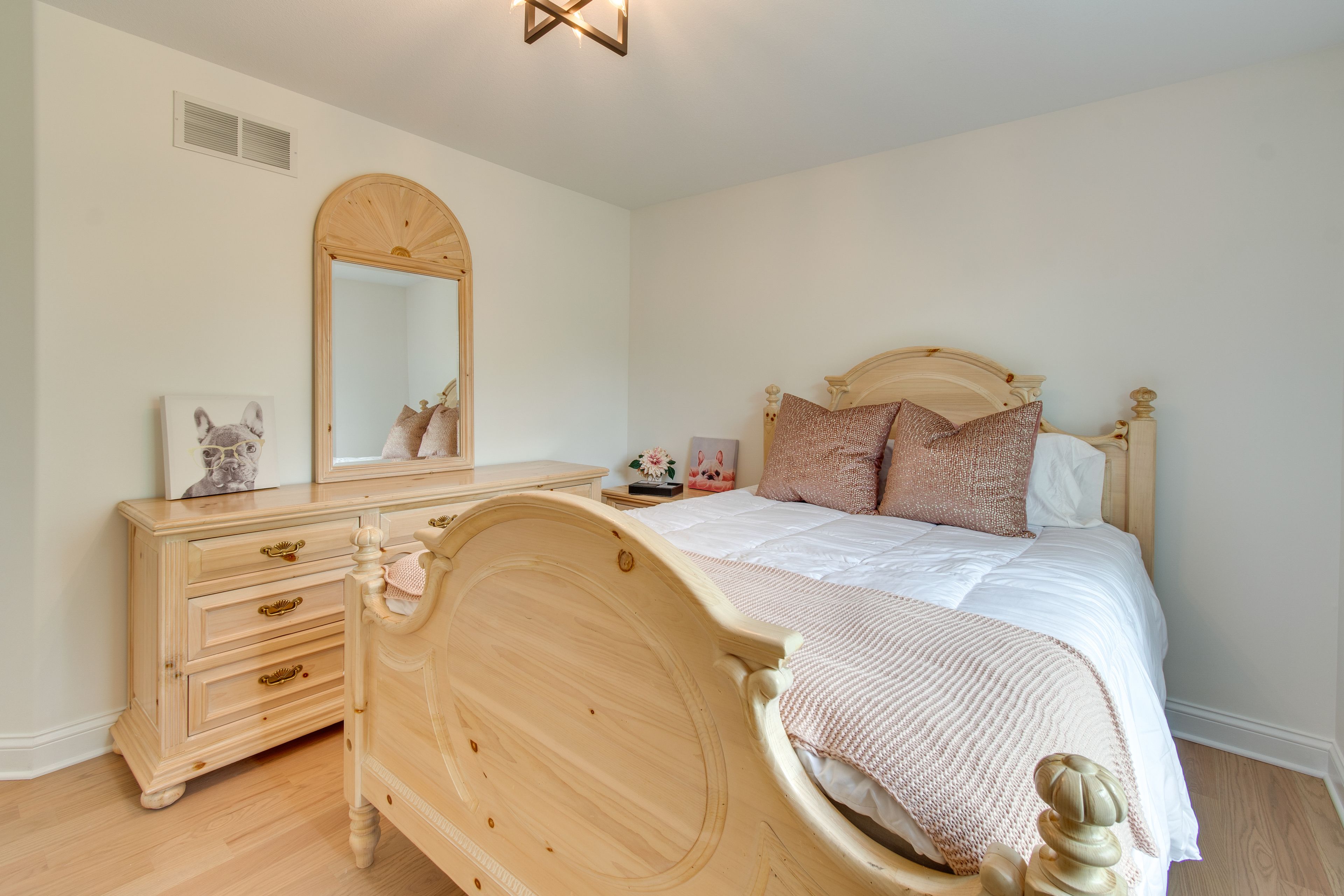 Bedroom 3 | Queen Bed | 2nd Floor