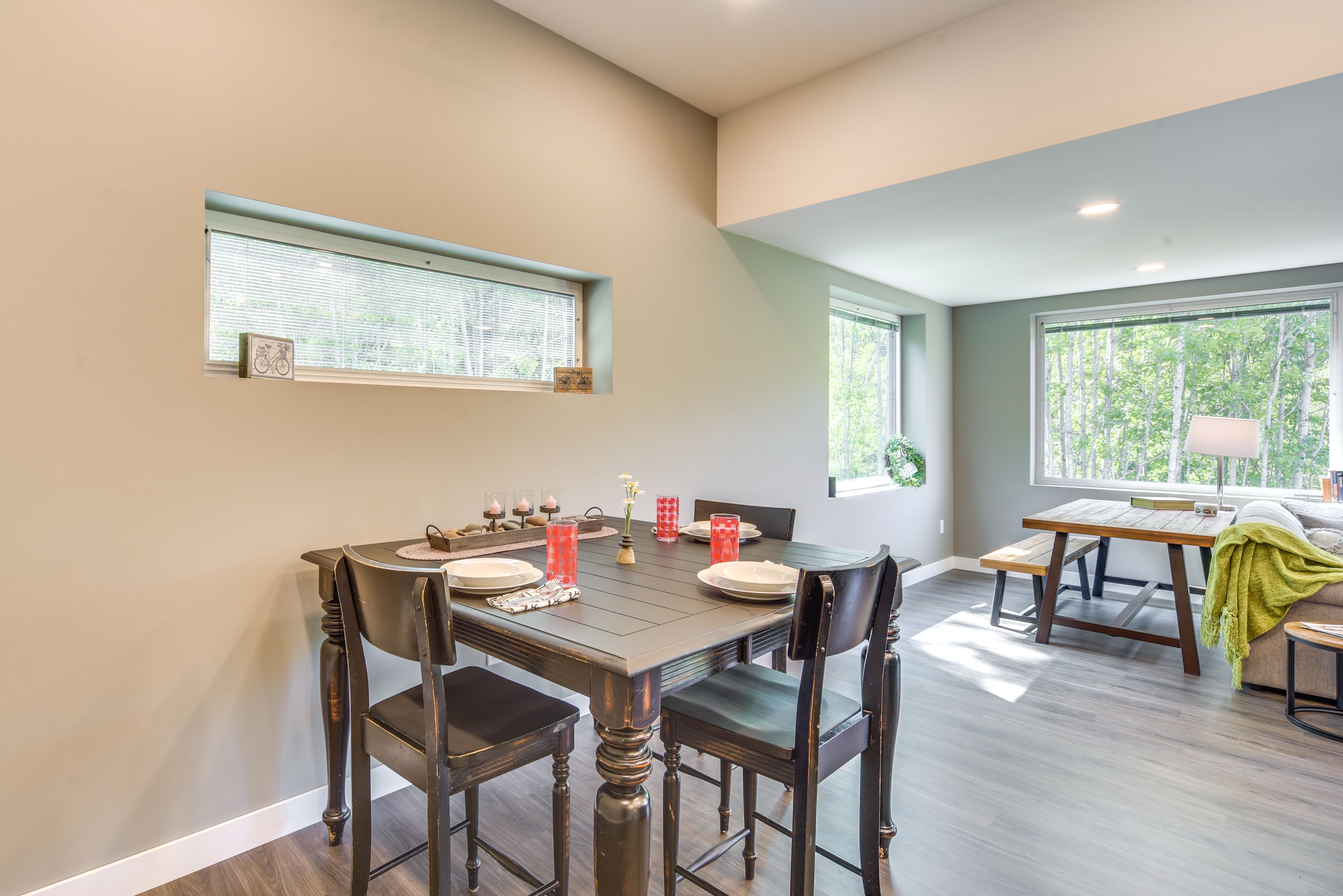 Dining Area | Dishware & Flatware