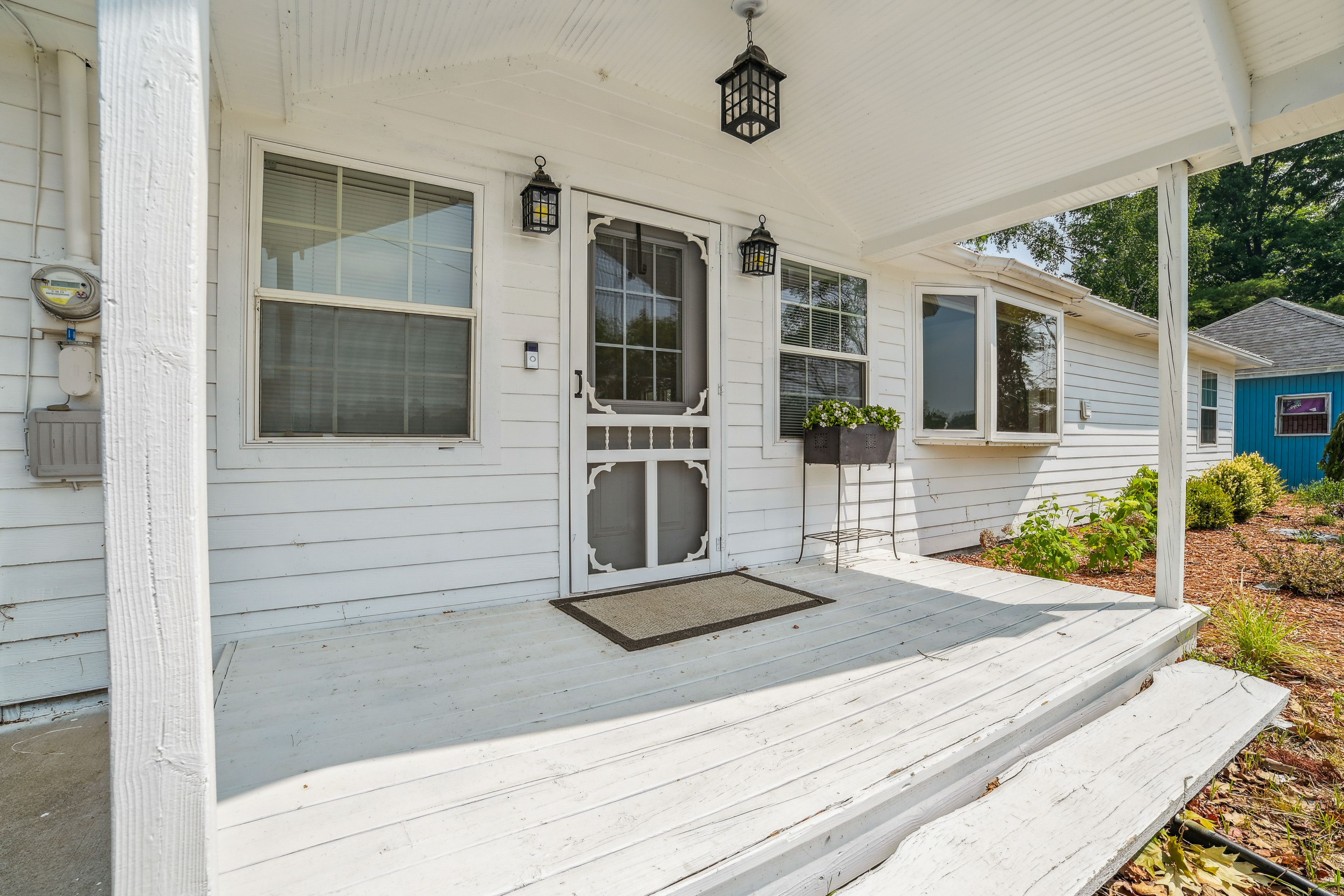 Cottage Exterior | Keyless Entry