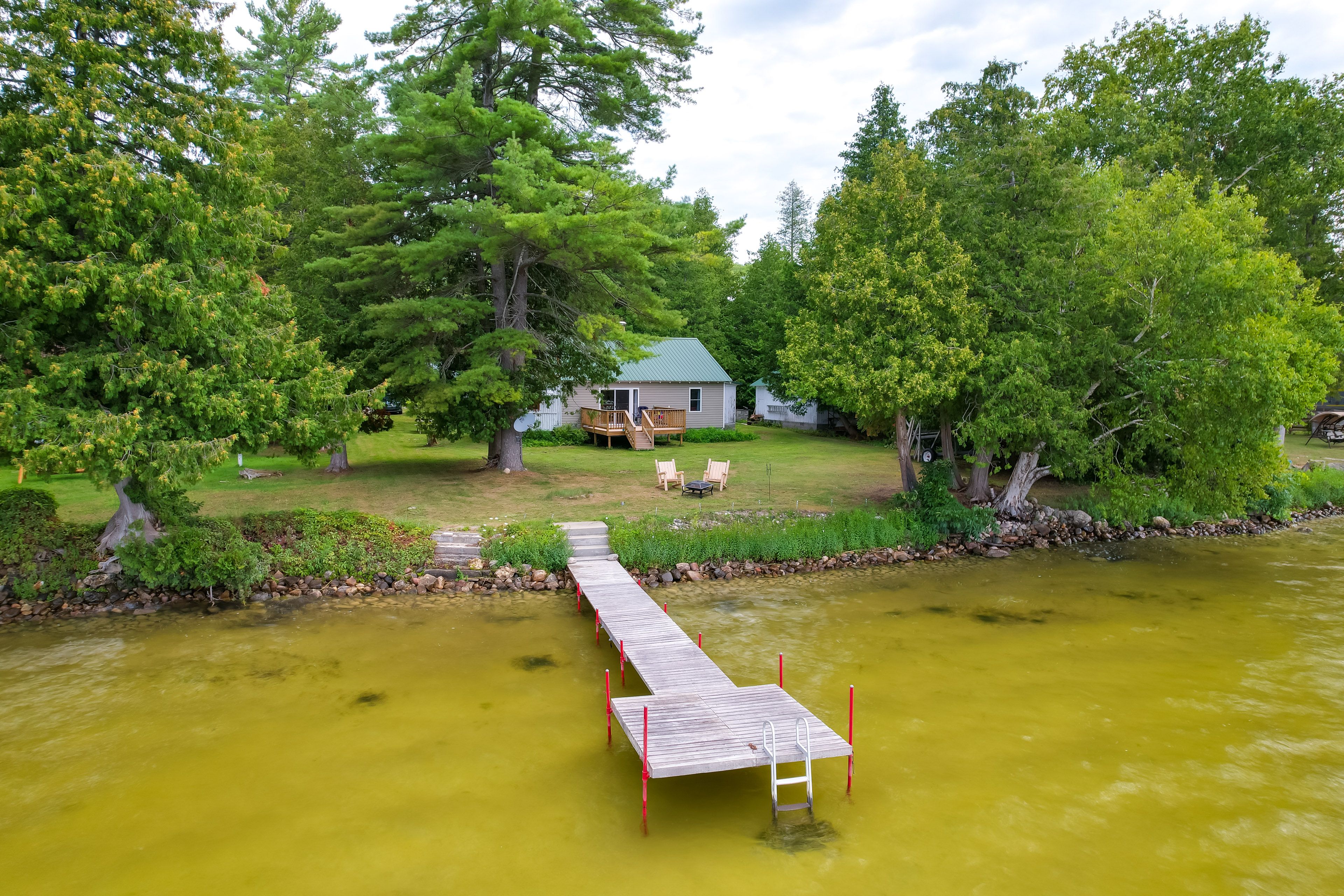 Seasonal Private Dock (Mid Spring-Early Fall)