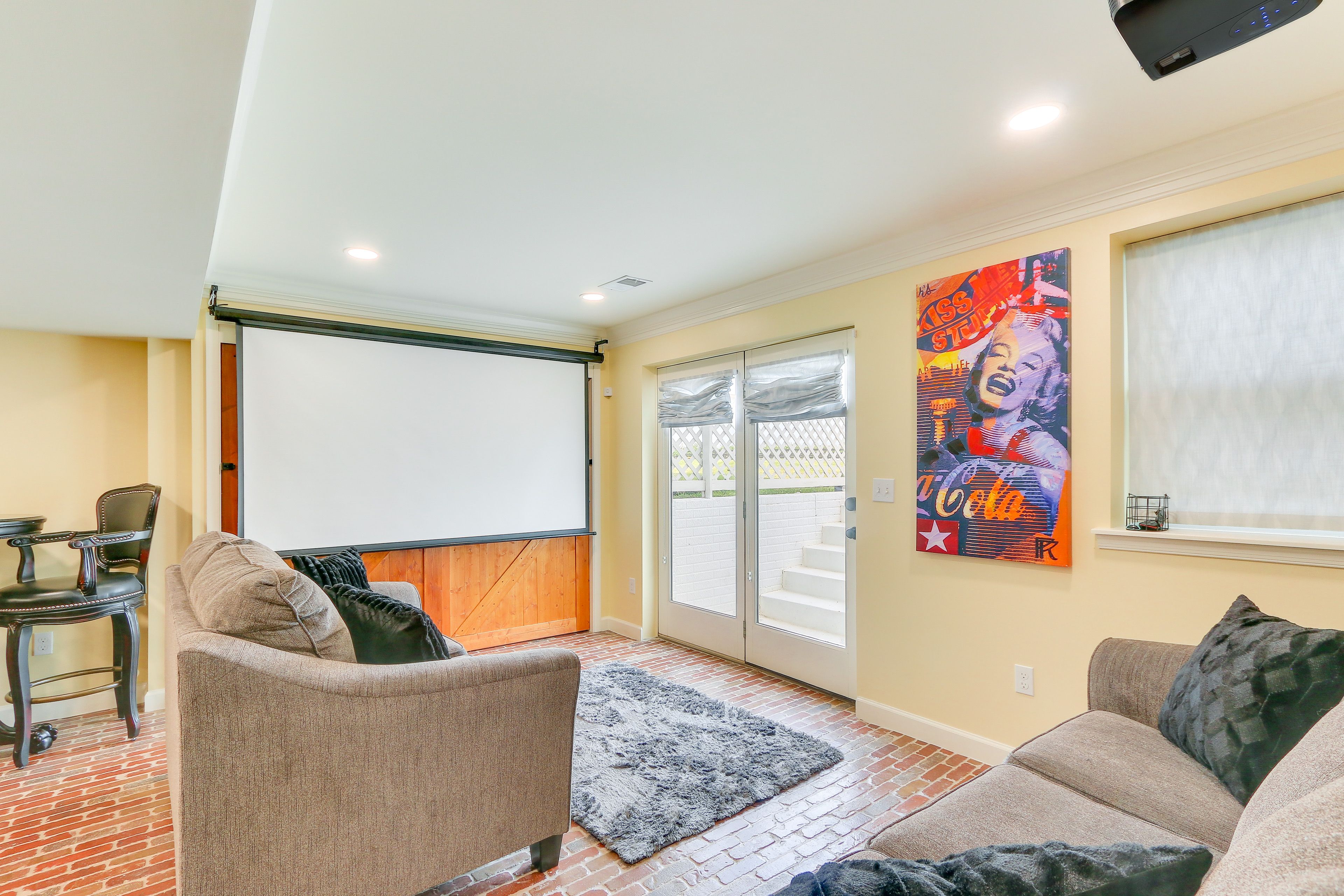 Living Room | 10-Foot TV Projector w/ Cable | WFH Friendly