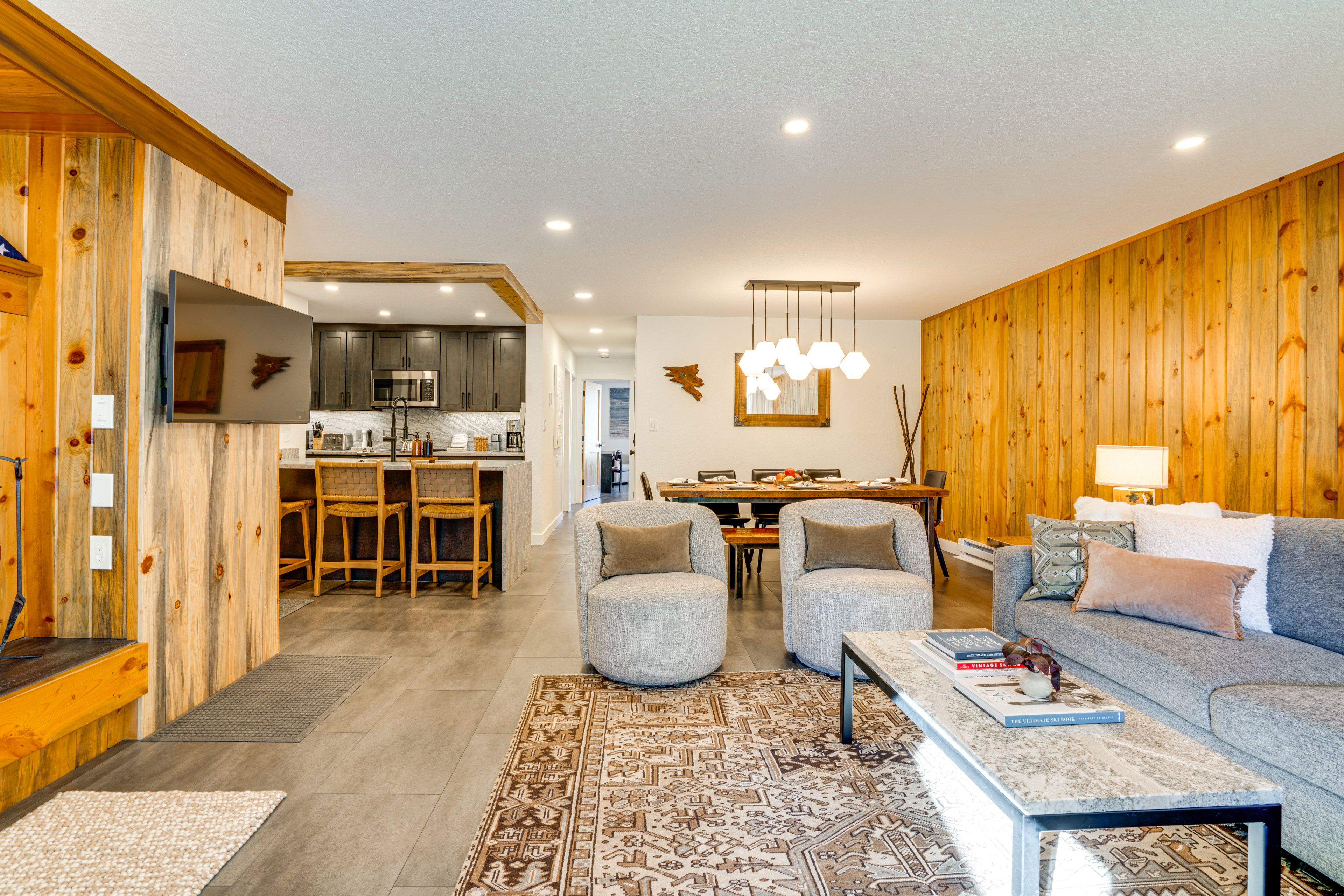 Living Room | Main Floor |  Smart TV