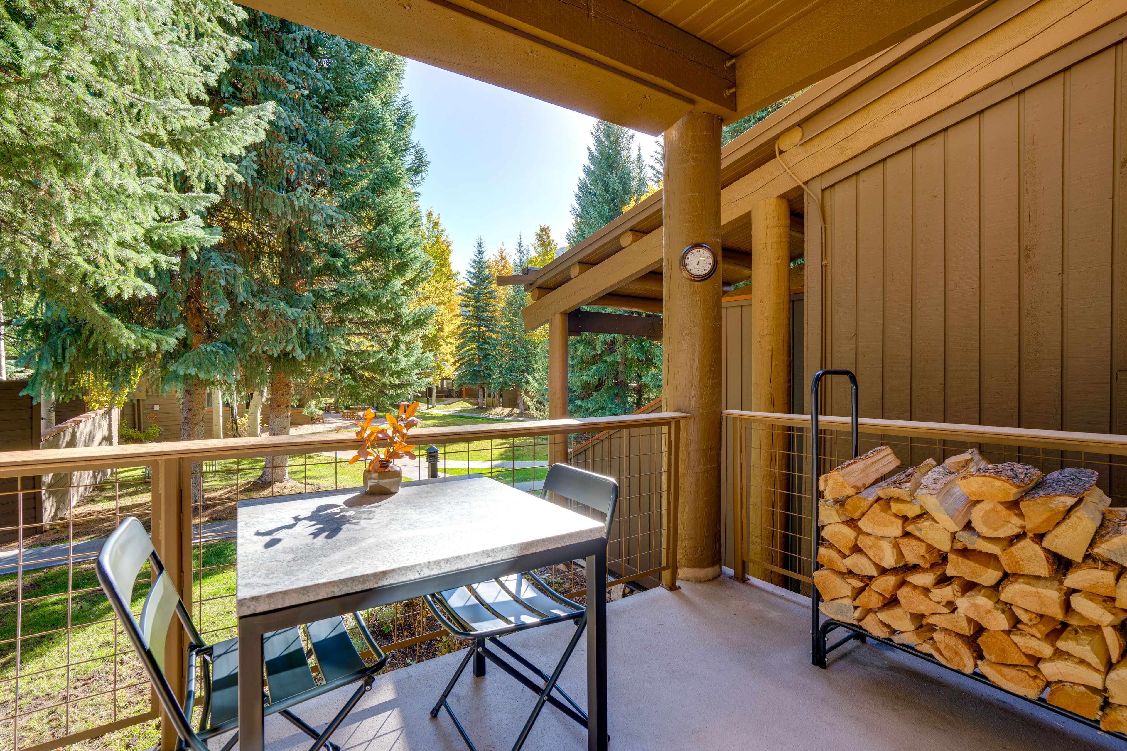 Private Balcony | Dining Area