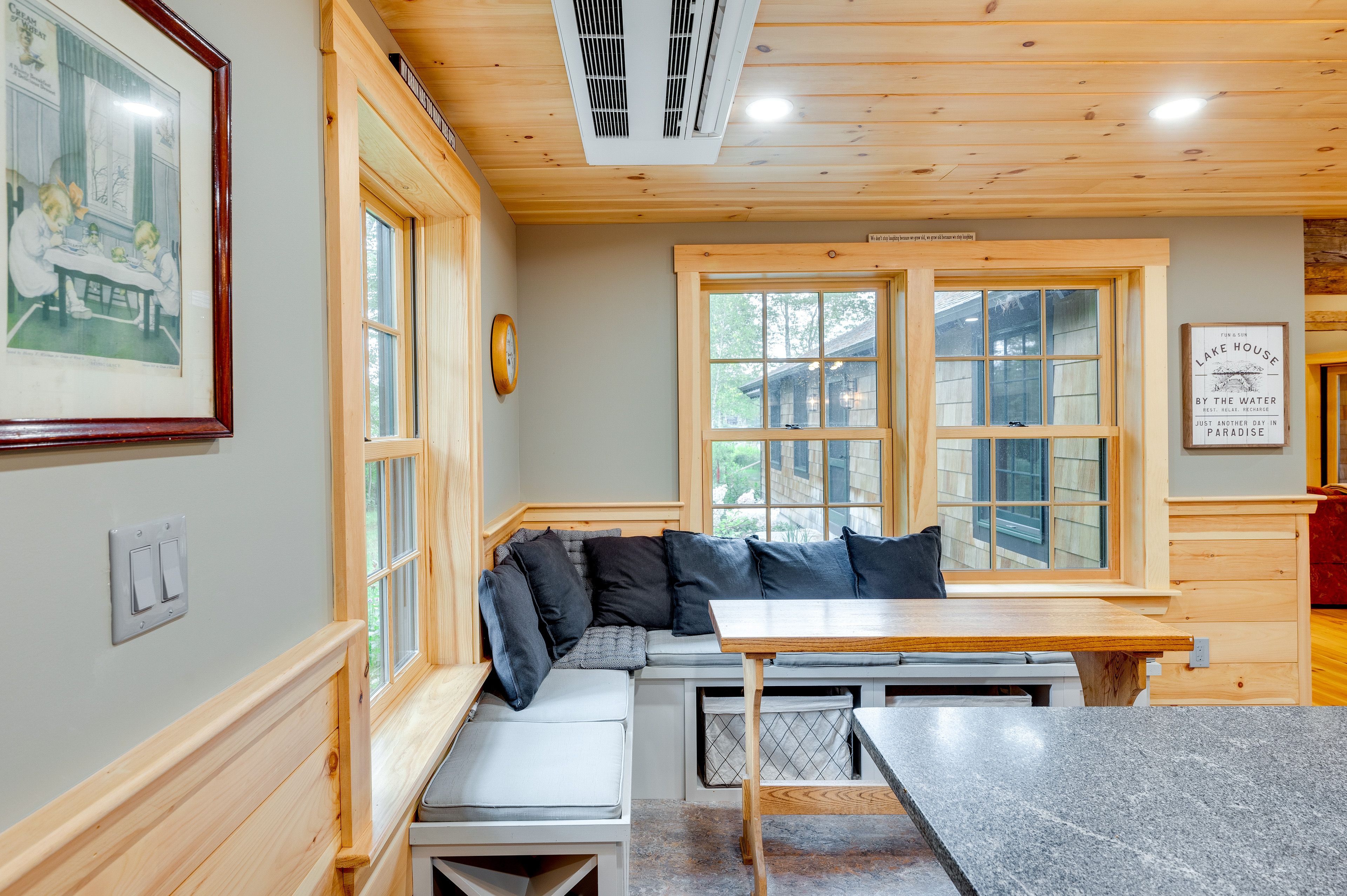 Dining Nook | Dishware & Flatware Provided