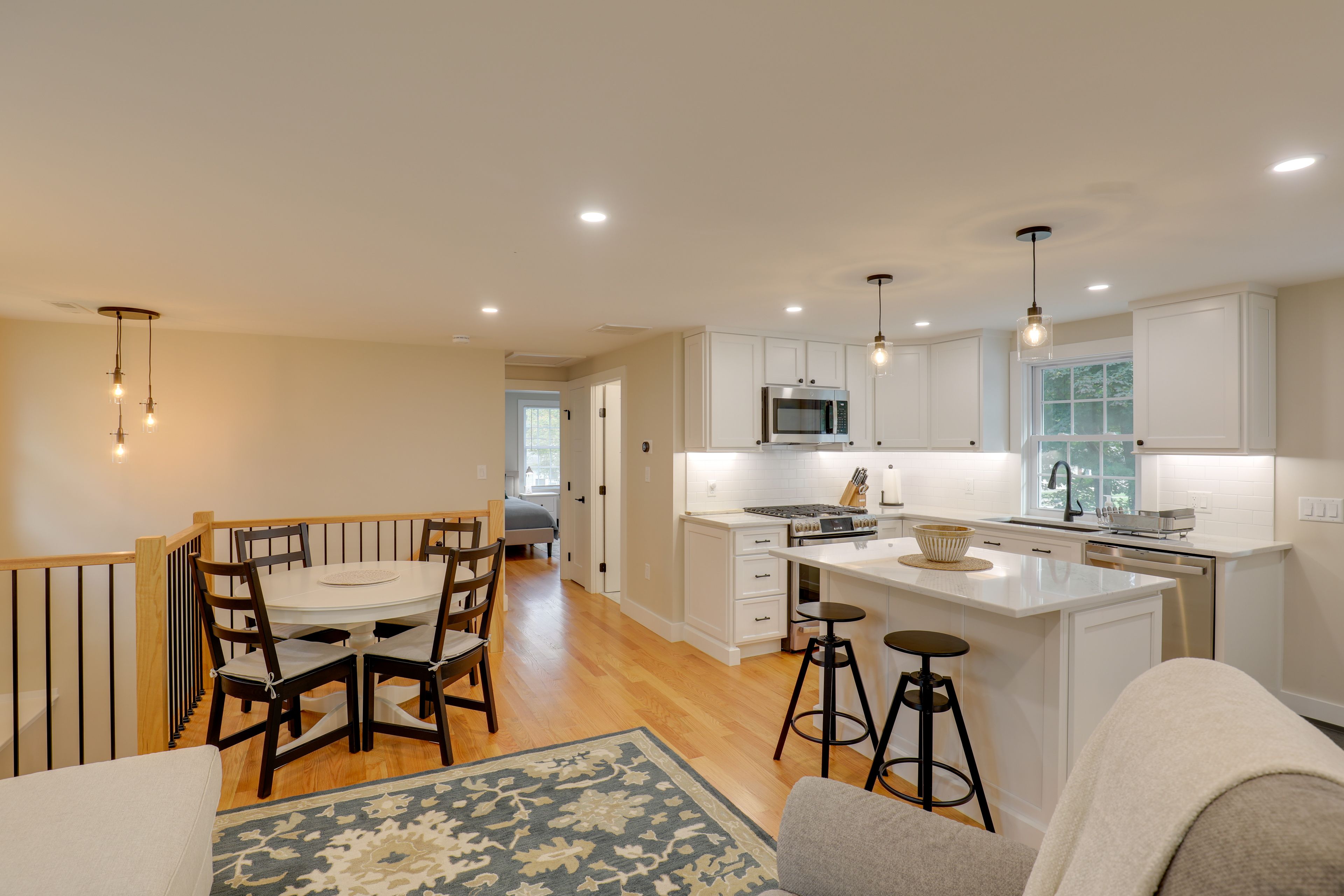 Dining Area | Dining Table | Dishware/Flatware | Breakfast Bar