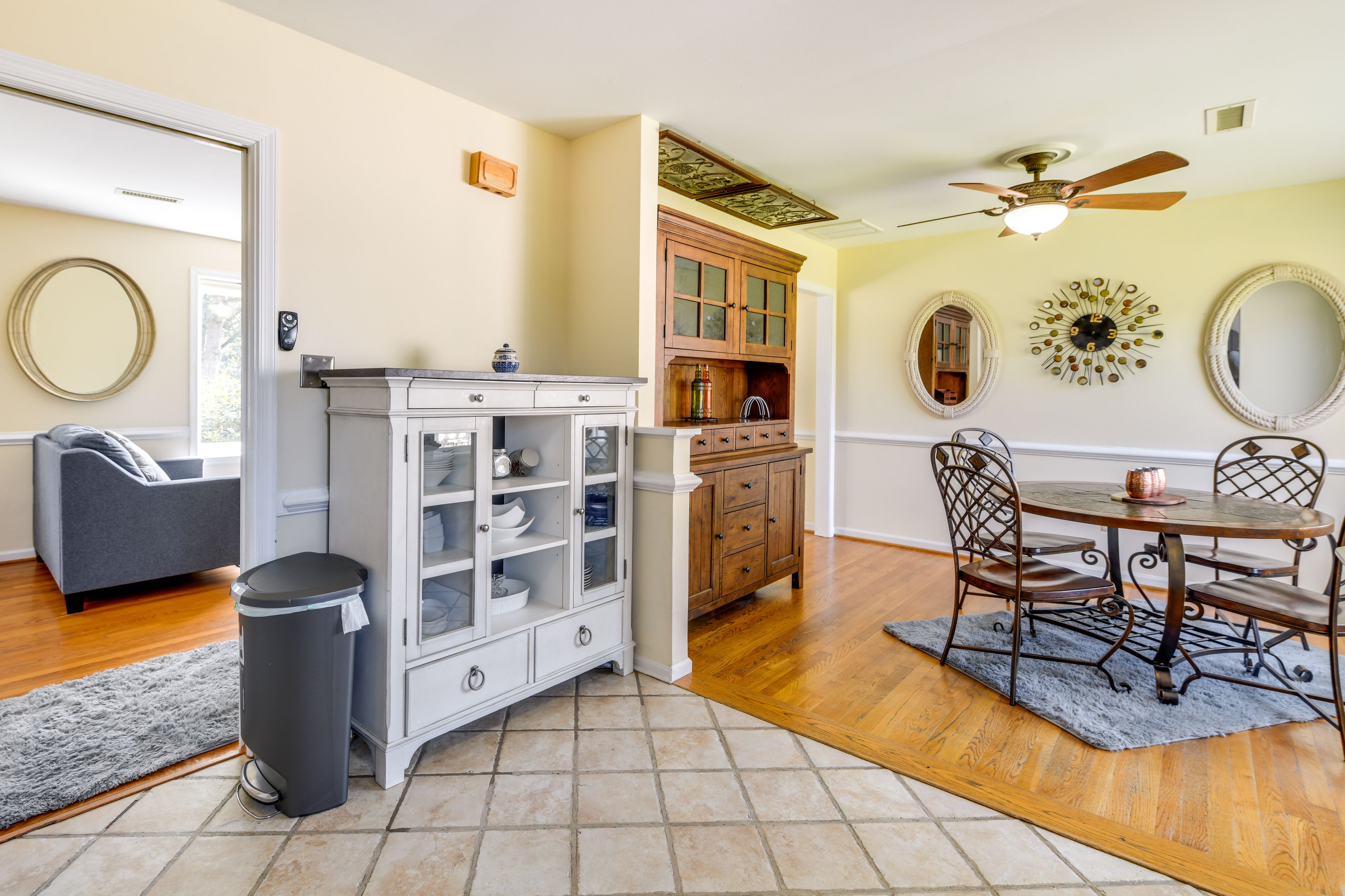 Dining Area | Dishware/Flatware