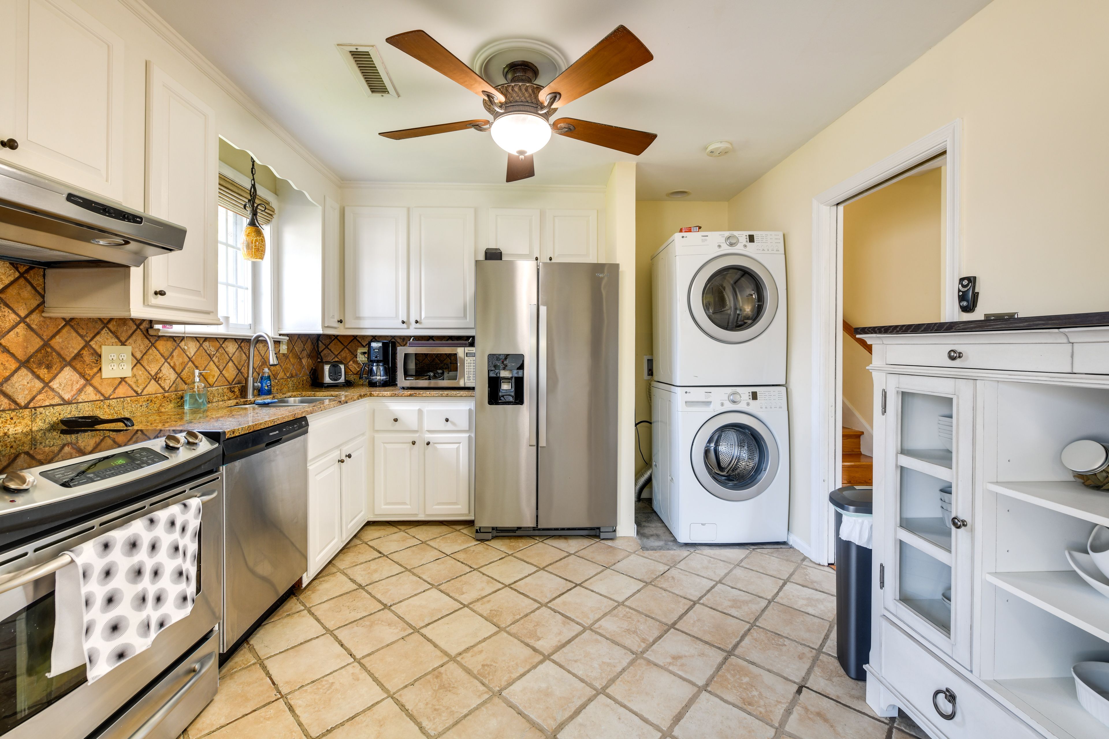 Kitchen | Cooking Basics | Laundry Unavailable