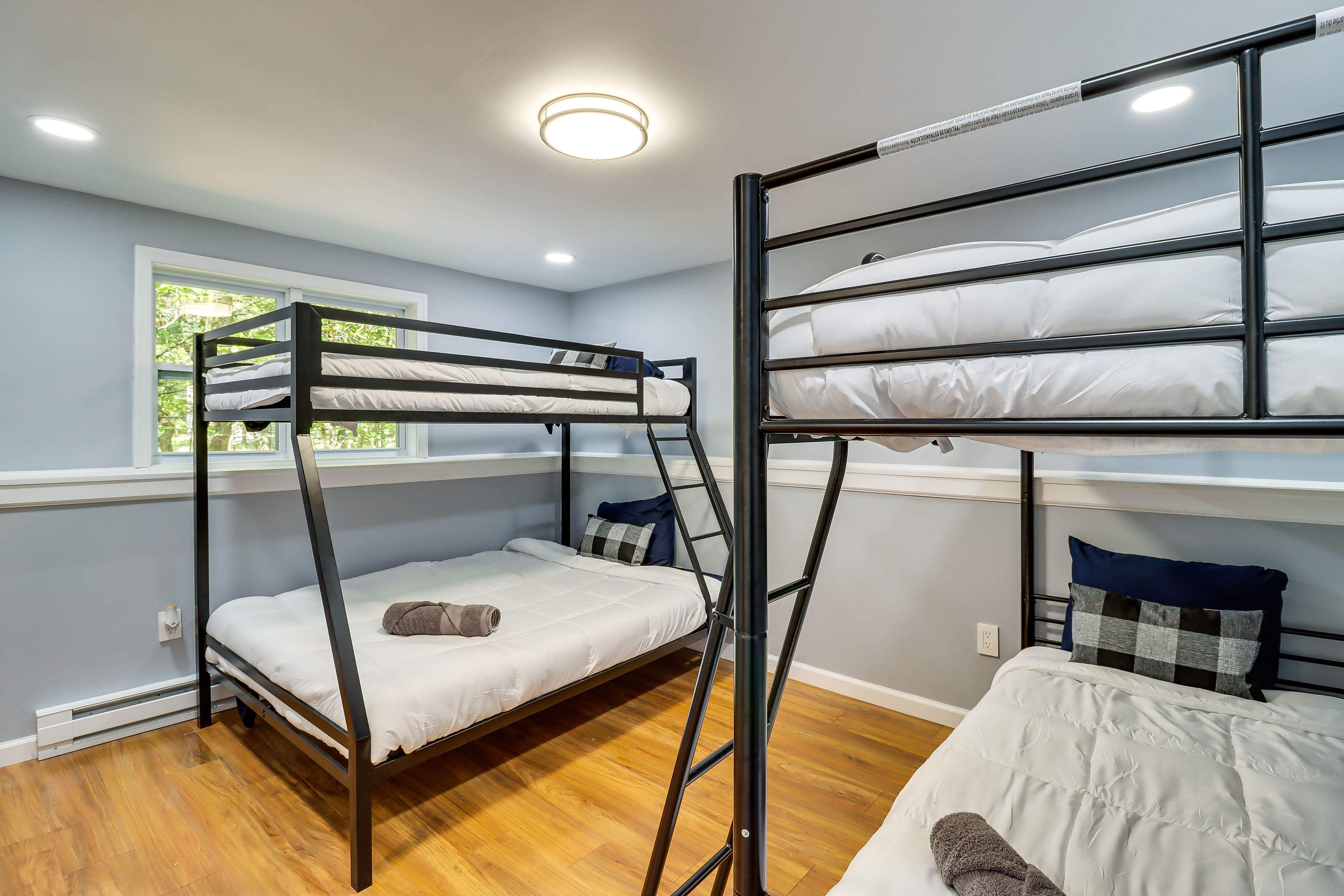 Bedroom 3 | Twin/Full Bunk Bed | Twin Bunk Bed