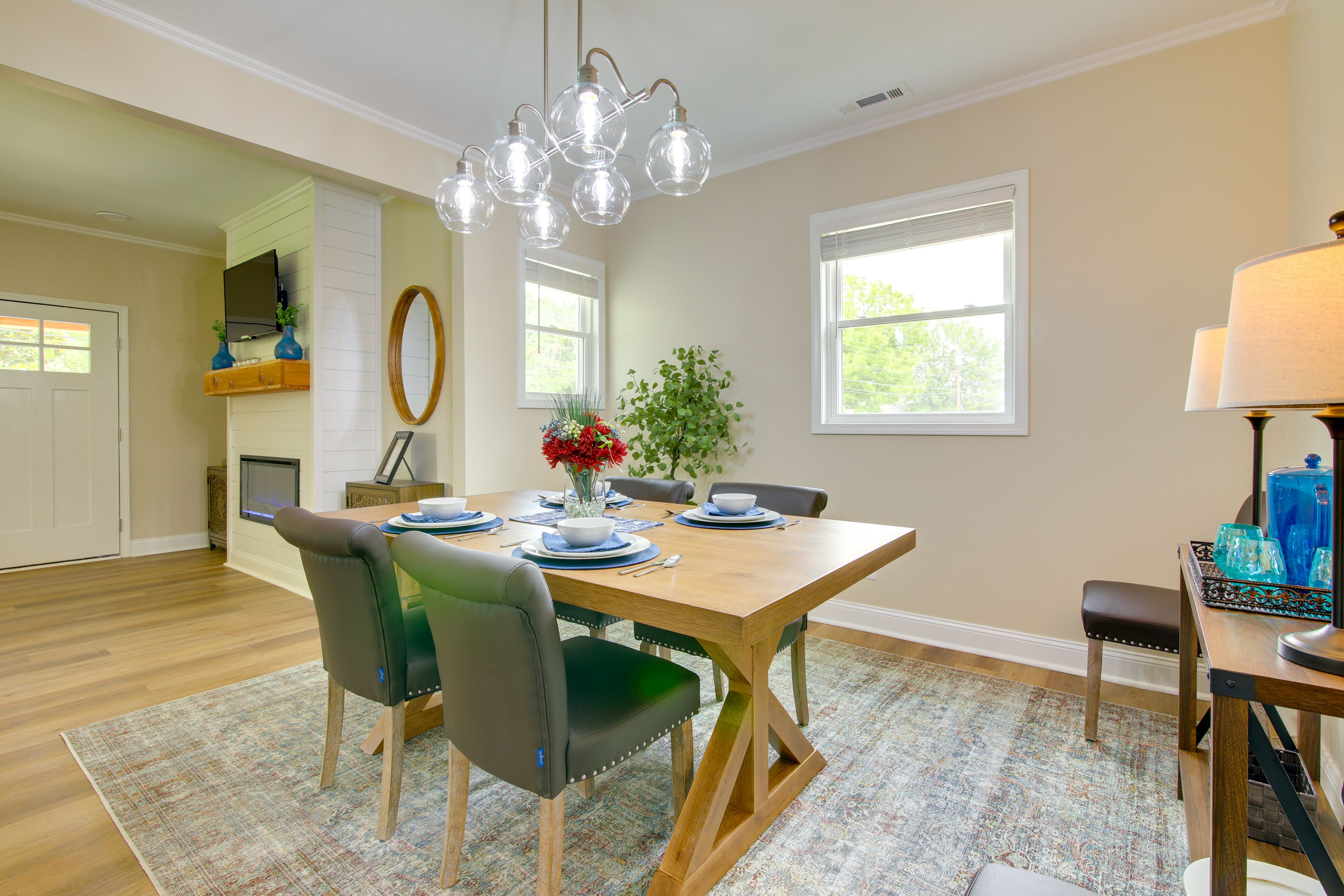 Dining Room | Booster Chair