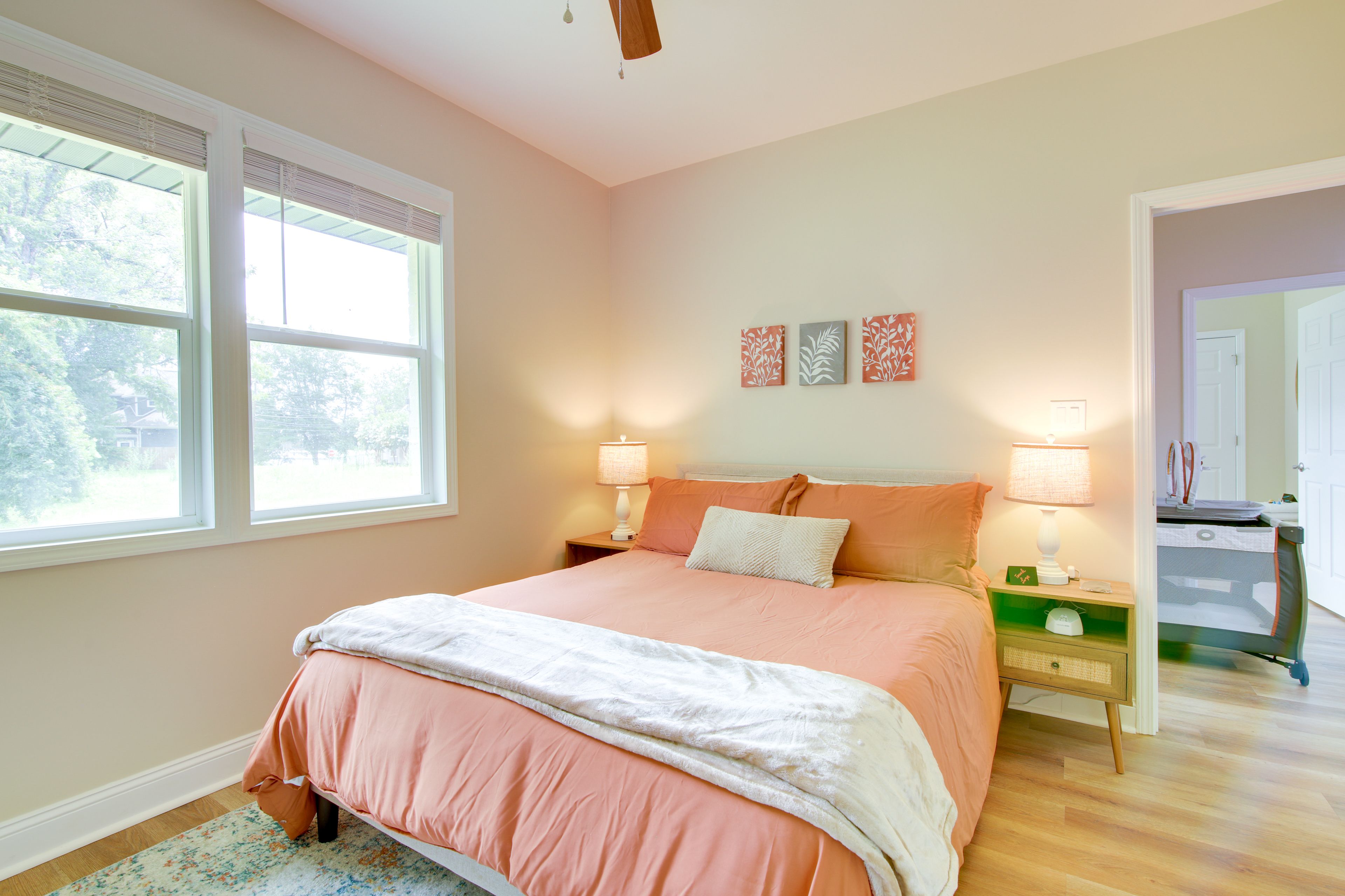 Bedroom 2 | Queen Bed | Smart TV w/ Cable