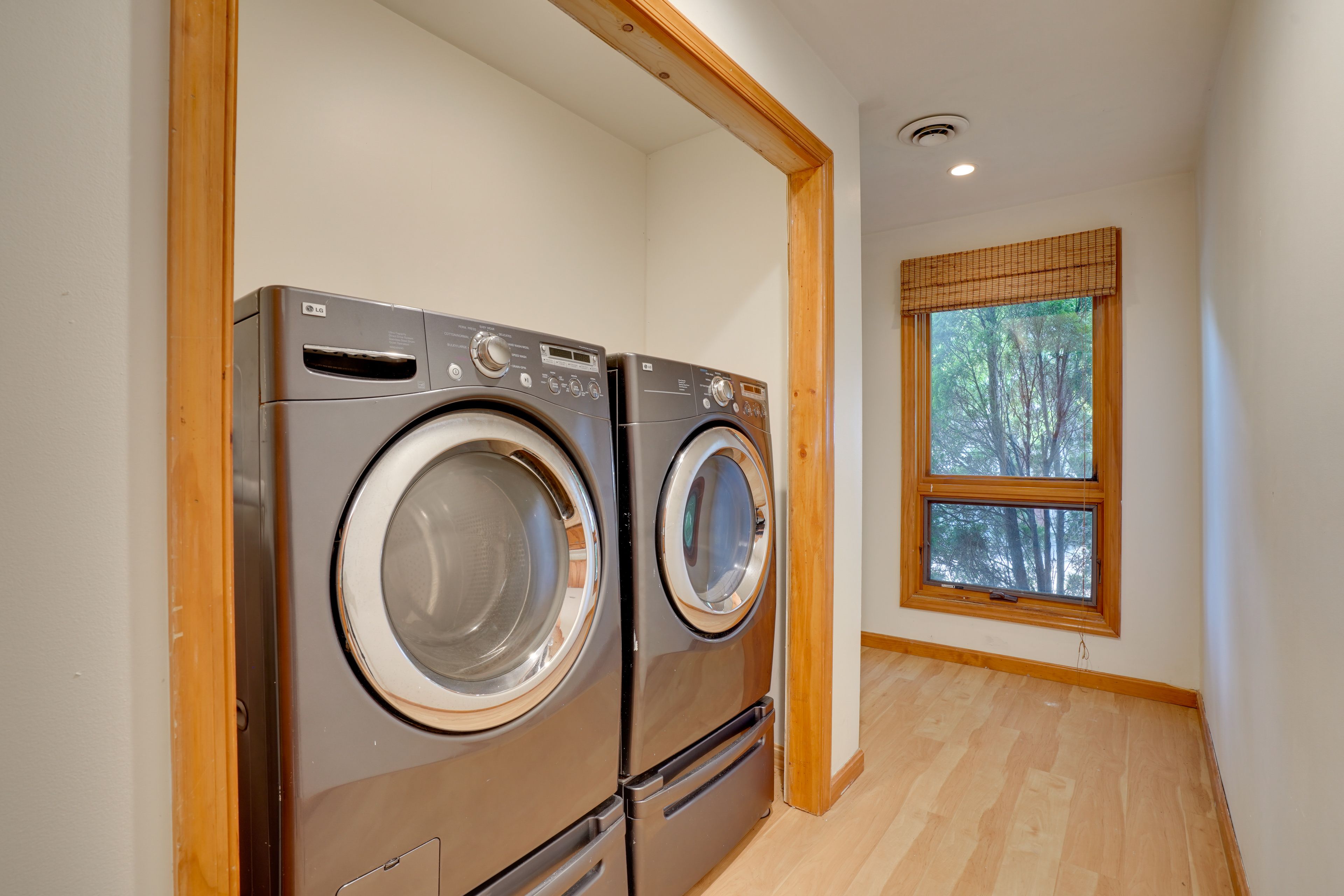 Laundry Area | Washer/Dryer | Hangers | Trash Bags/Paper Towels
