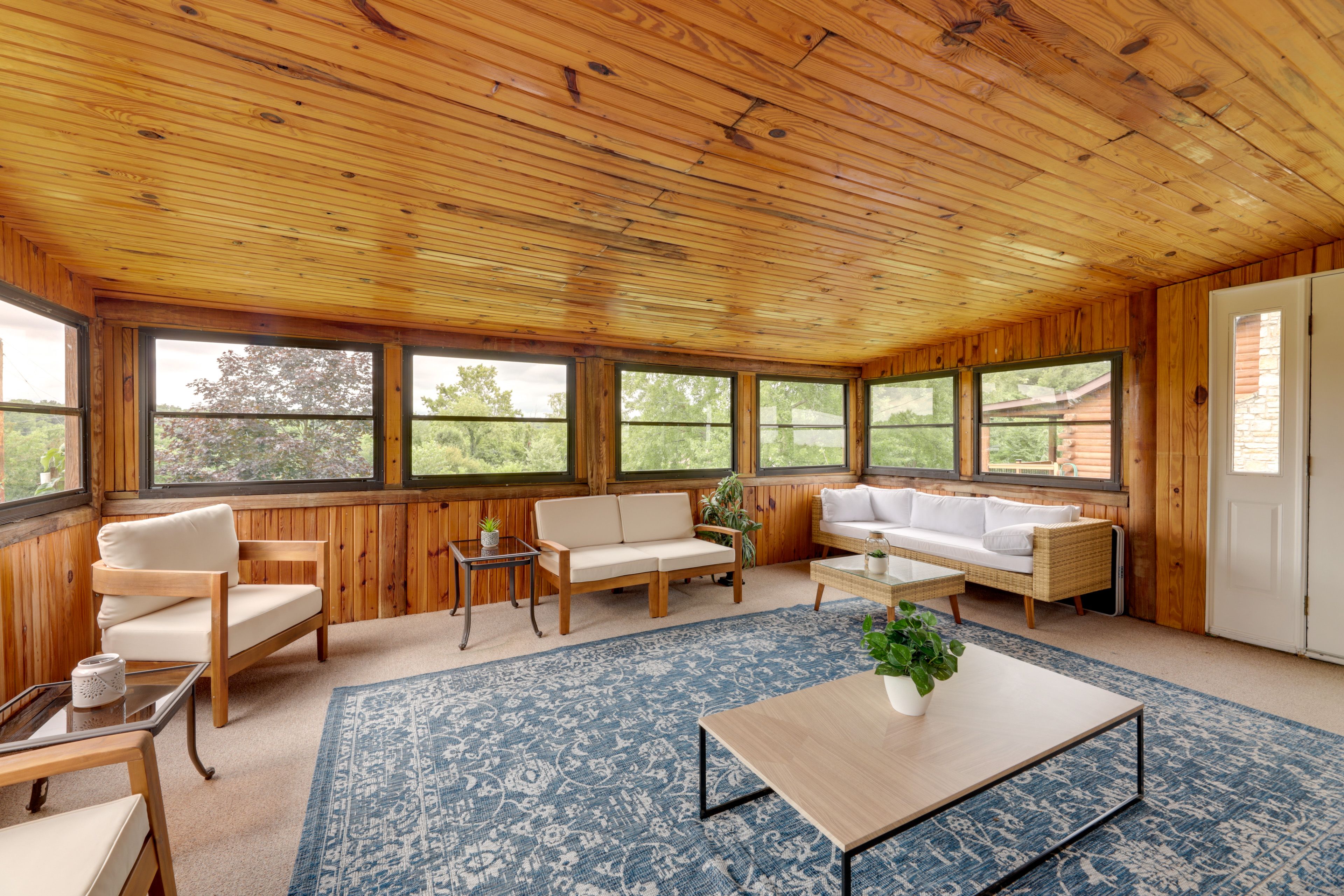 Three-Season Room