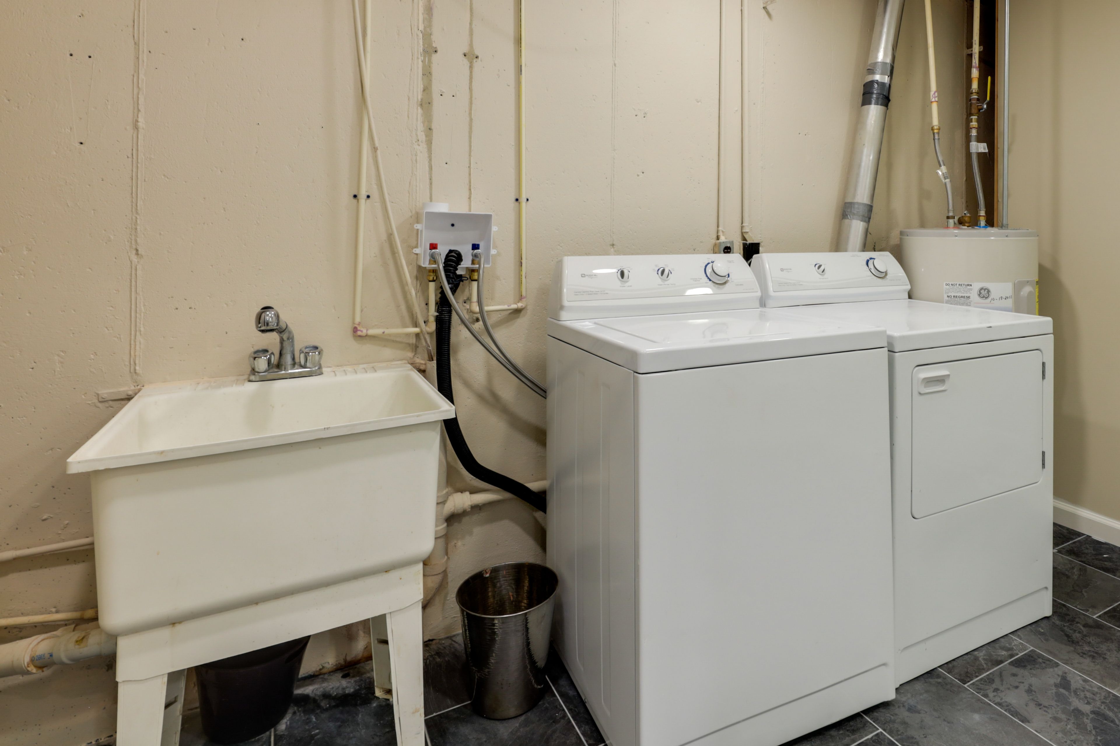 Washer & Dryer