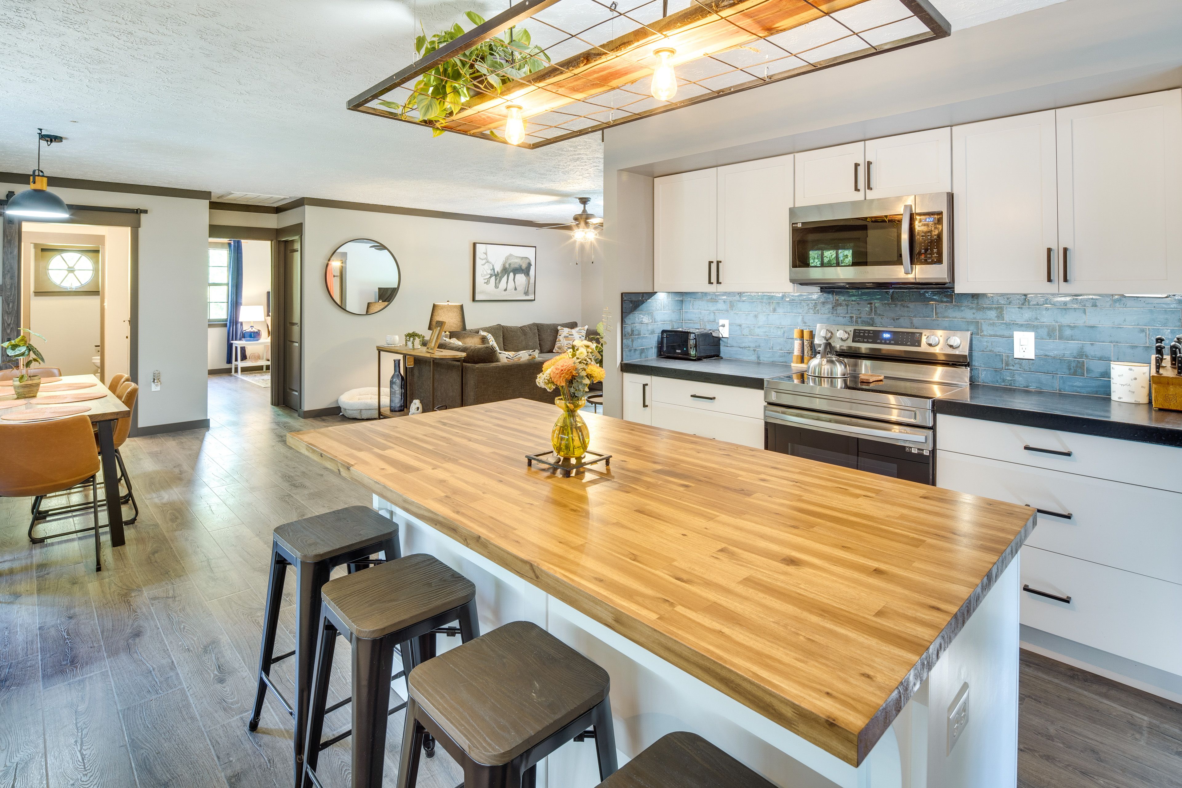 Kitchen | Crockpot | Drip Coffee Maker | Dishwasher