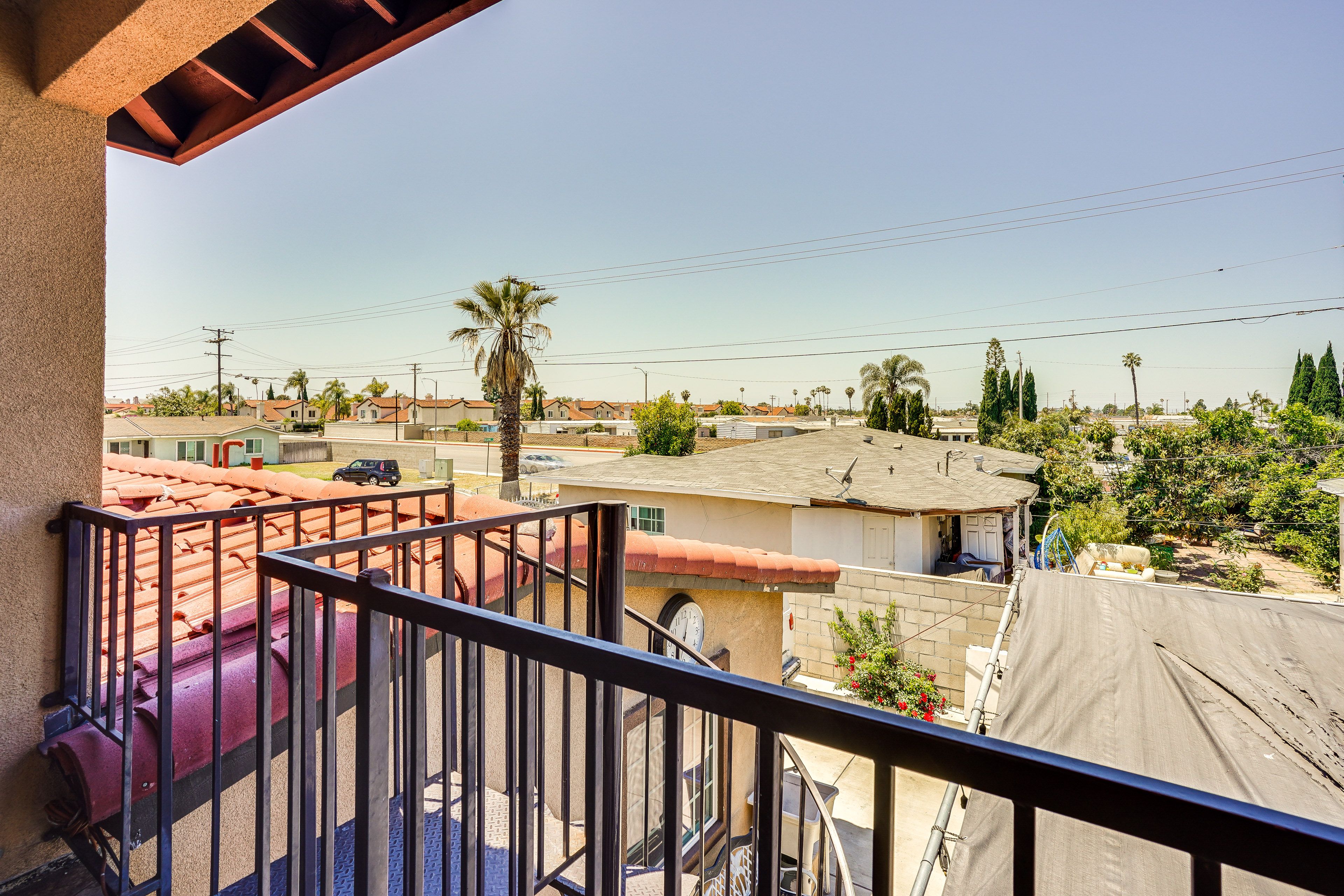 Westminster Vacation Rental | 2BR | 2BA | 600 Sq Ft | Stairs Required