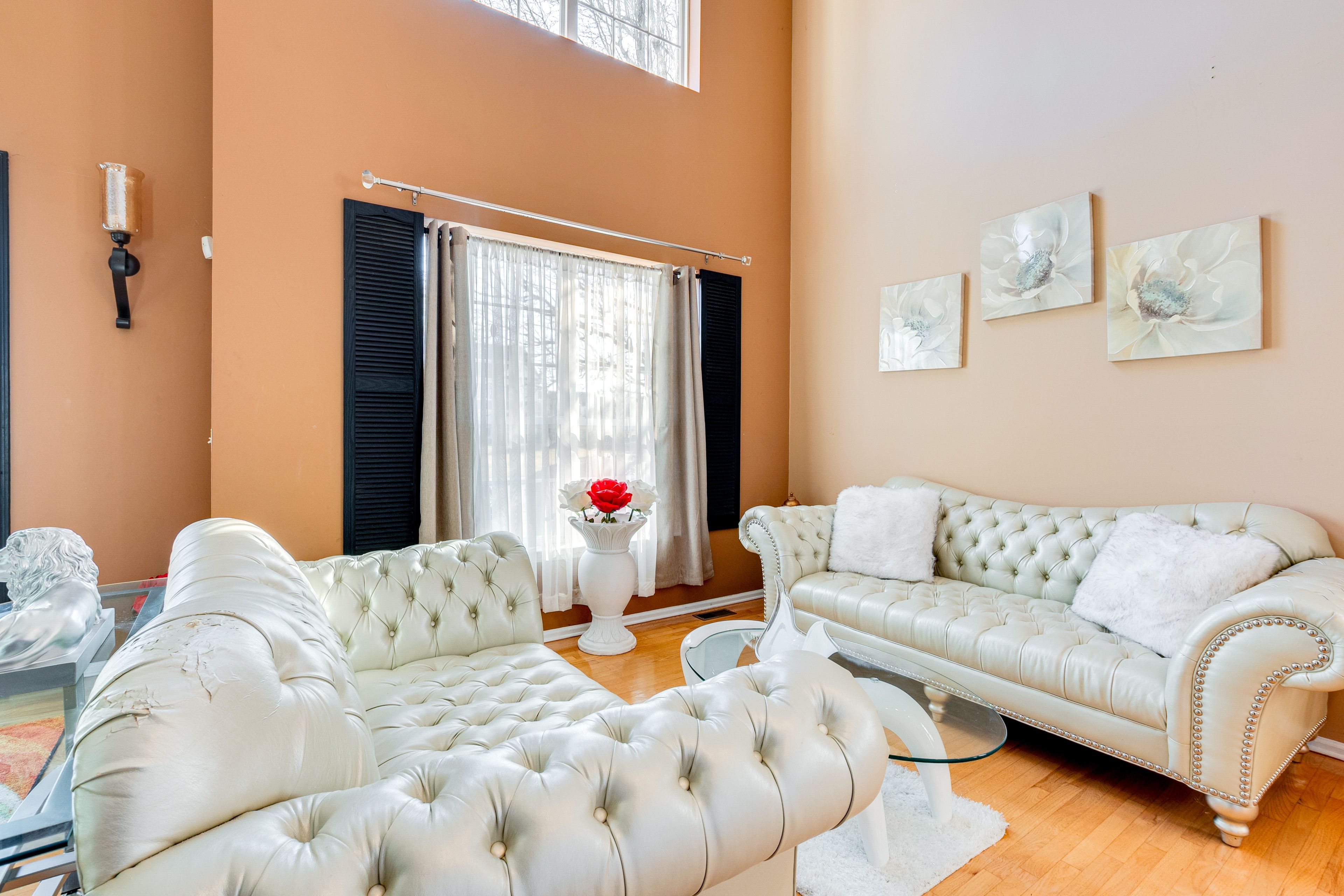 Front Room | 1st Floor
