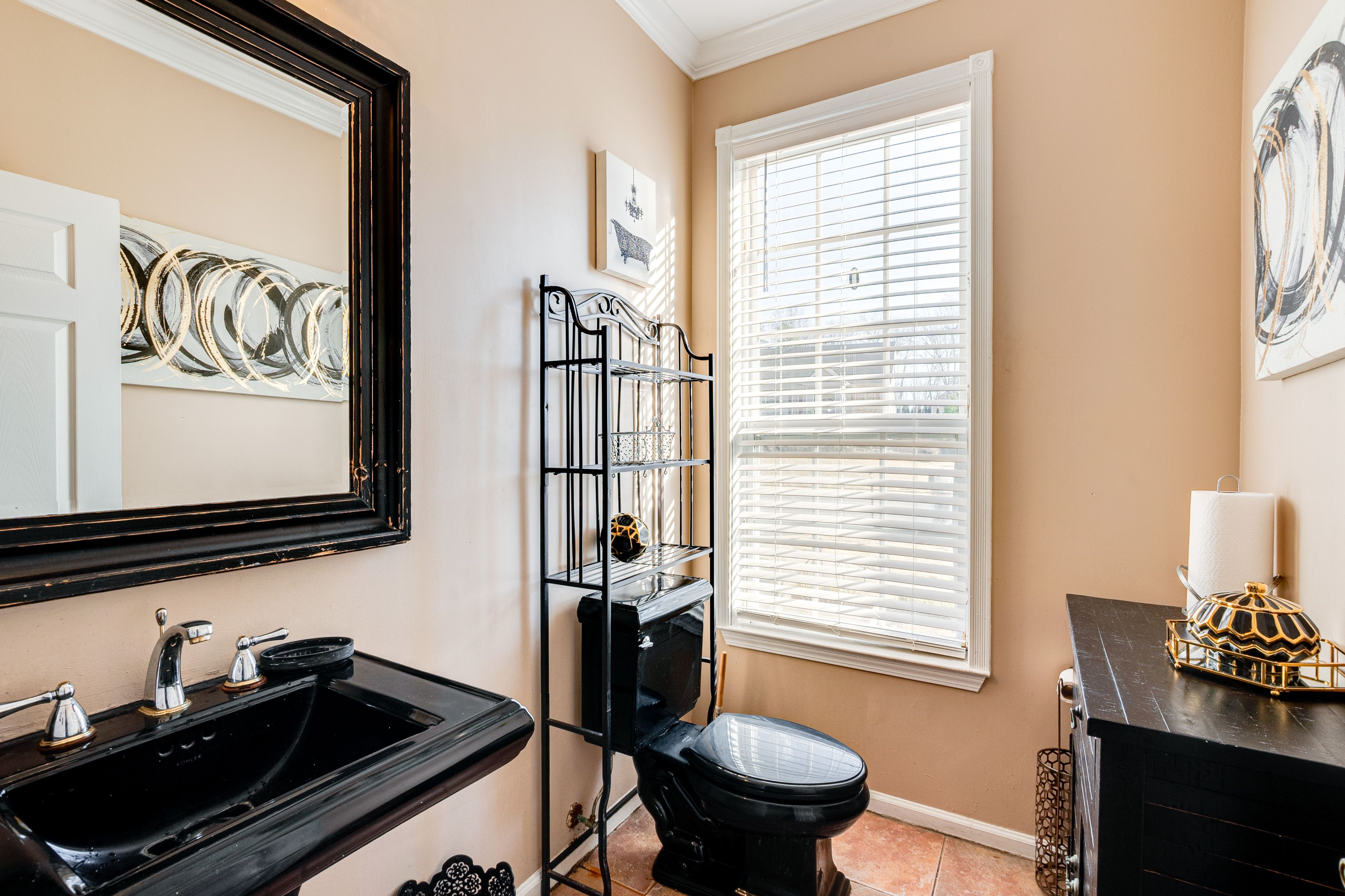 Half Bathroom | 1st Floor
