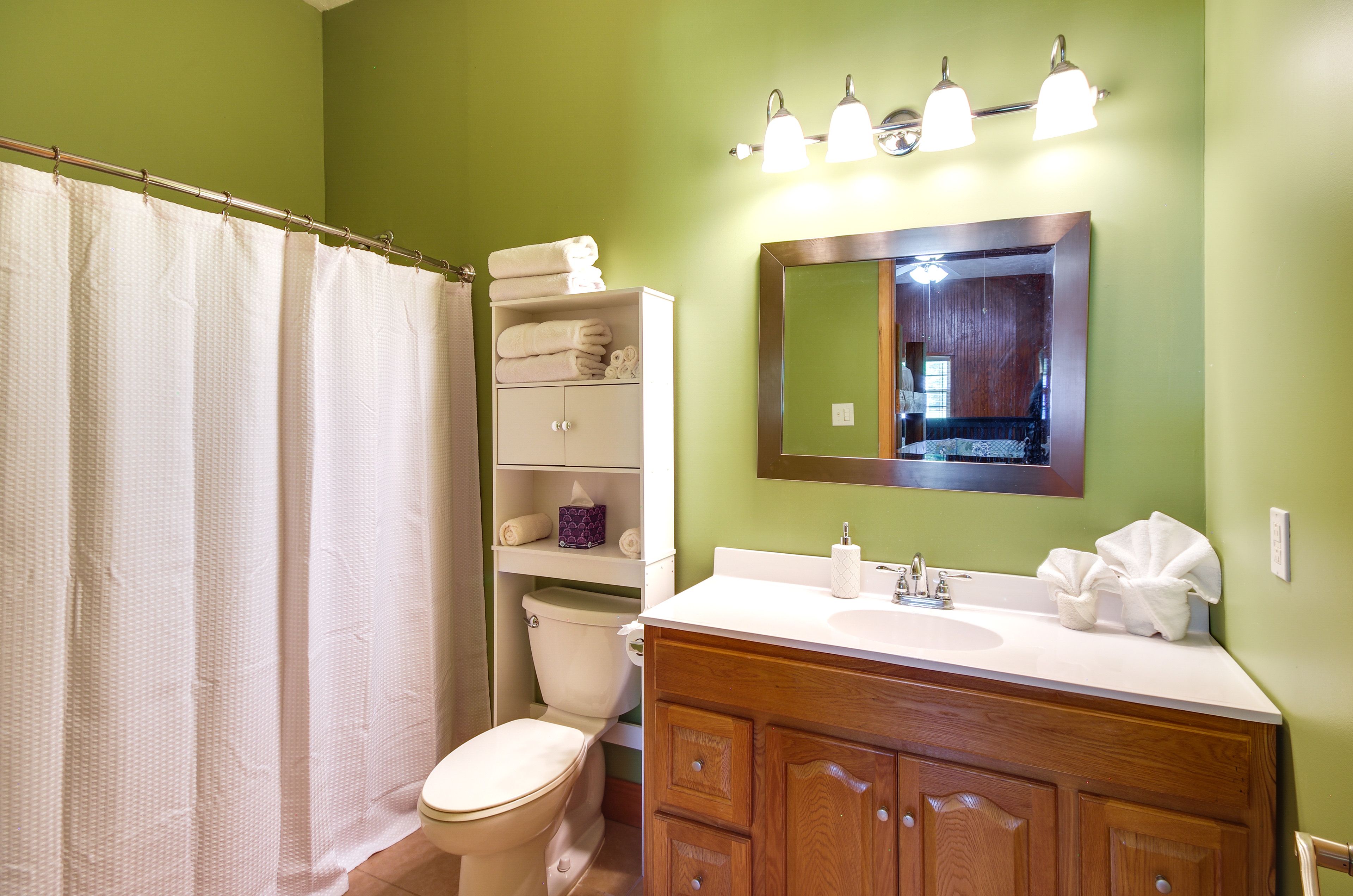 Bathroom | Towels Provided