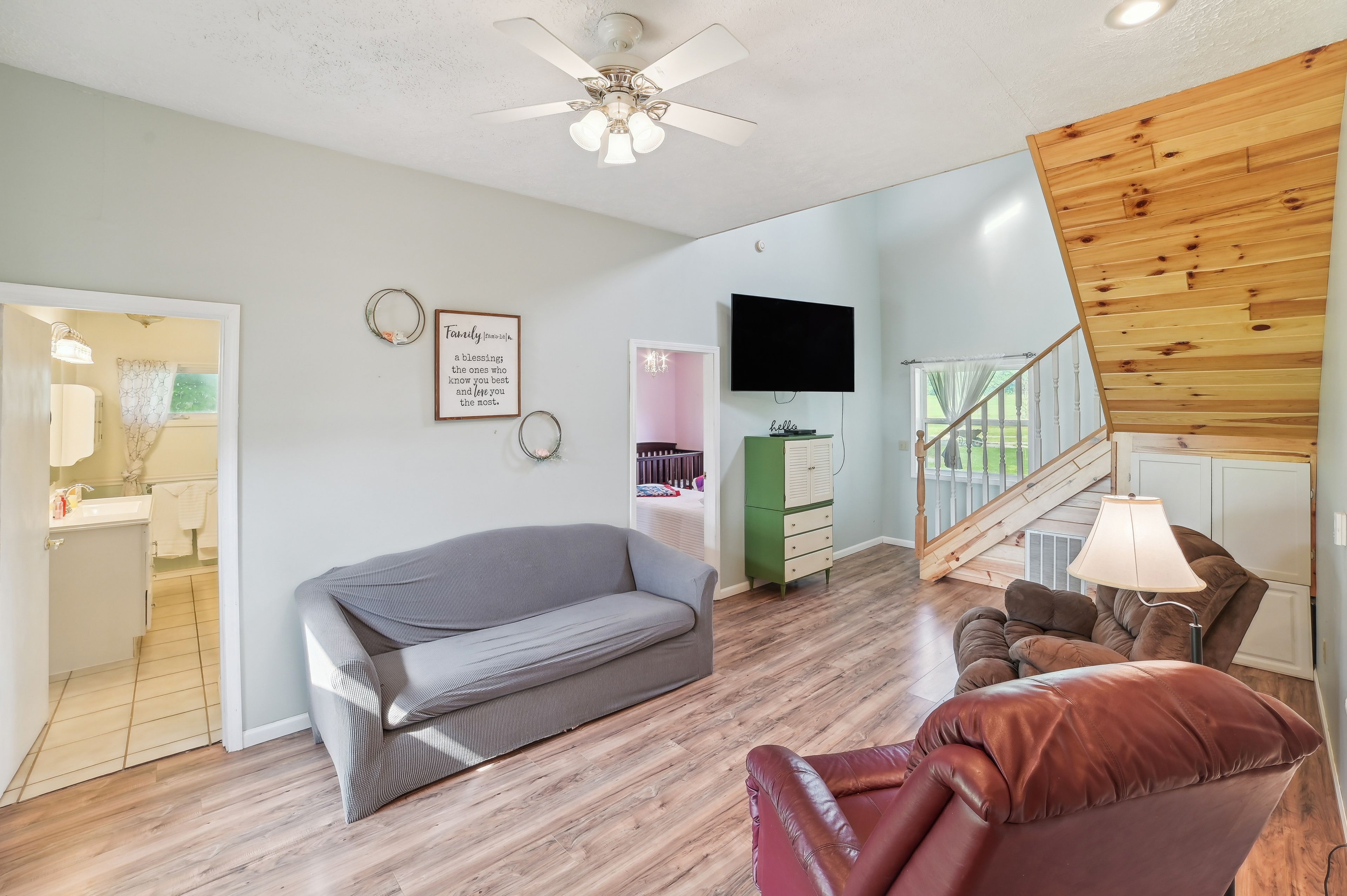 Living Room | Quiet Setting | Located in the Amish Country