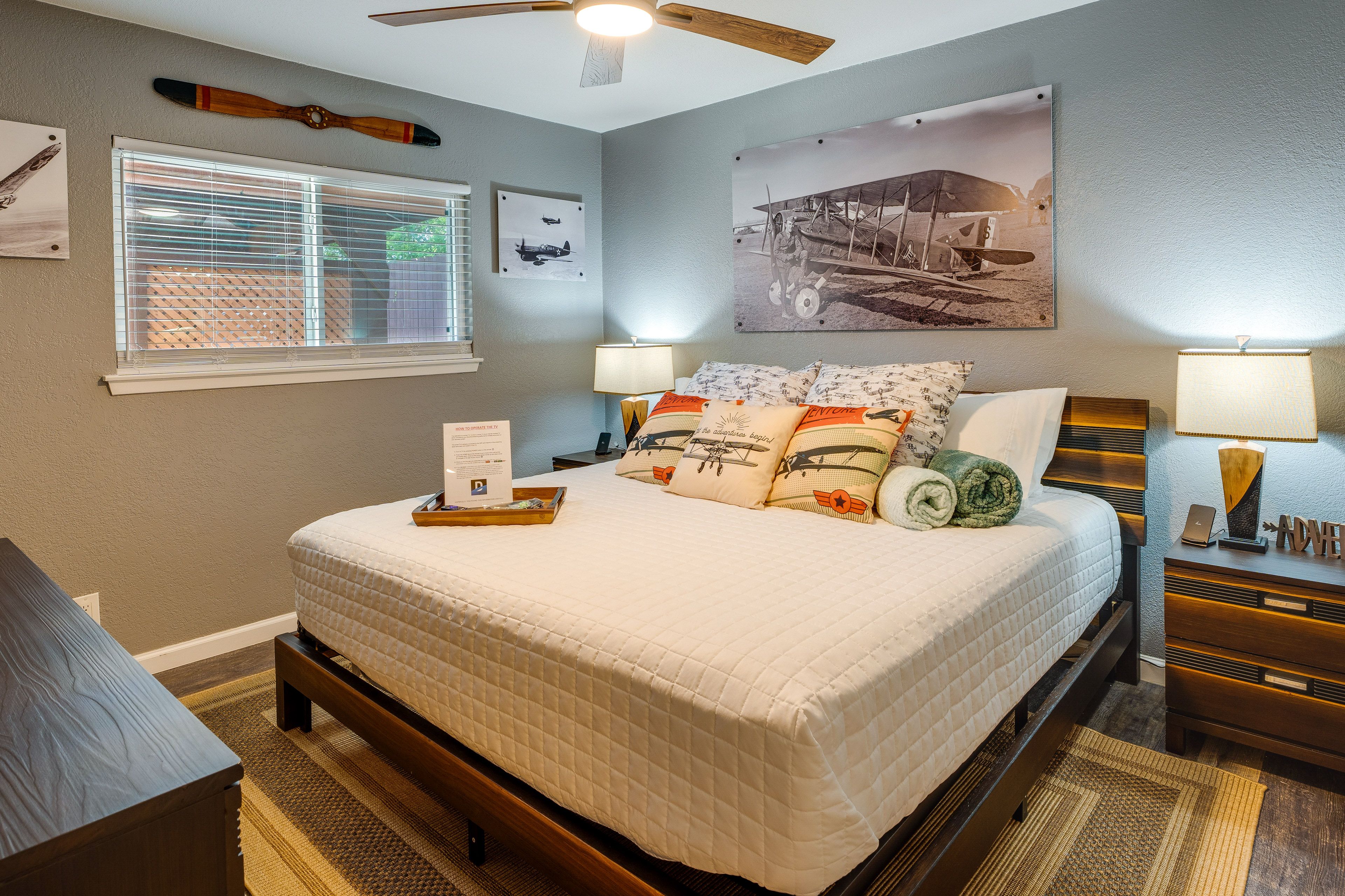 Bedroom 4 | King Bed